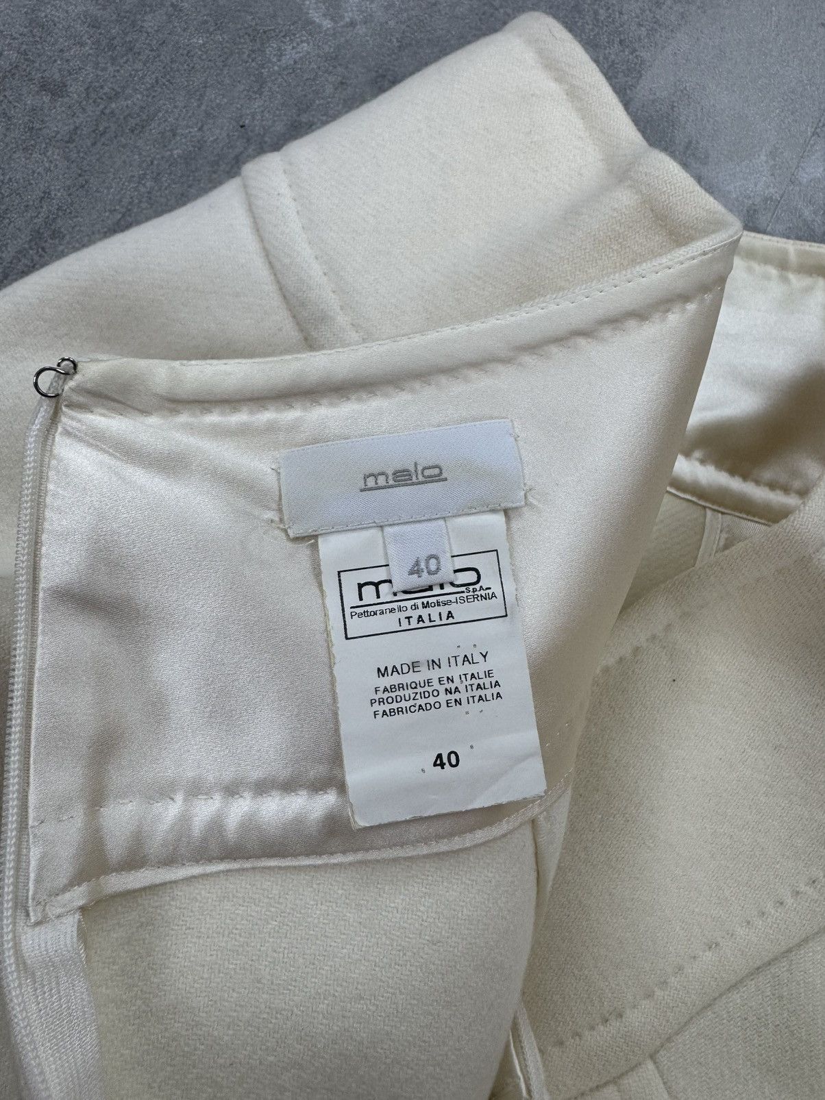 Designer × Malo malo Wool Skirt Pleated Mini Skirt White-Cream Womens Size 27" / US 4 / IT 40 - 4 Thumbnail