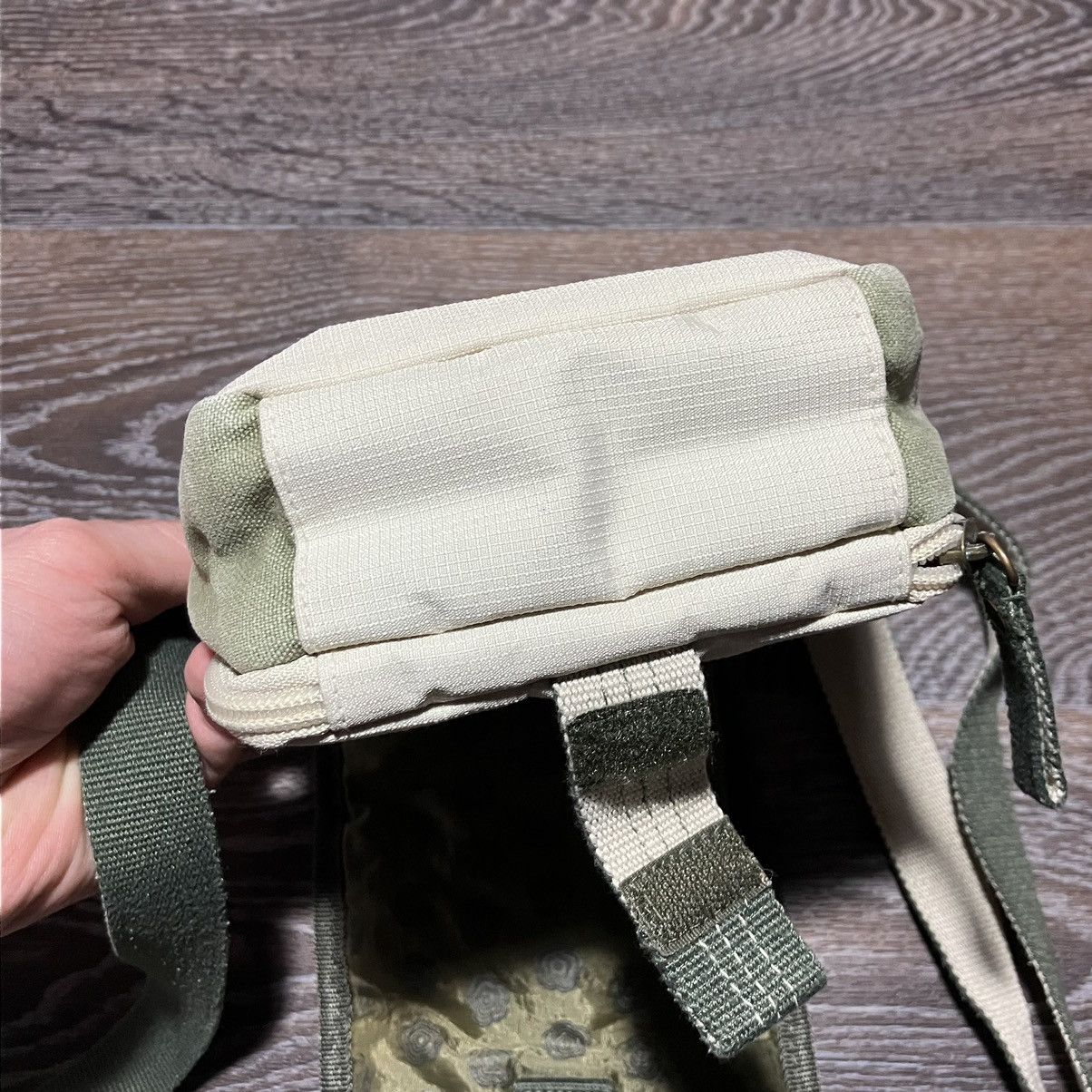 Kickers Y2K Vintage KICKERS Messenger Shoulder Bag Beige Khaki Size ONE SIZE - 8 Thumbnail