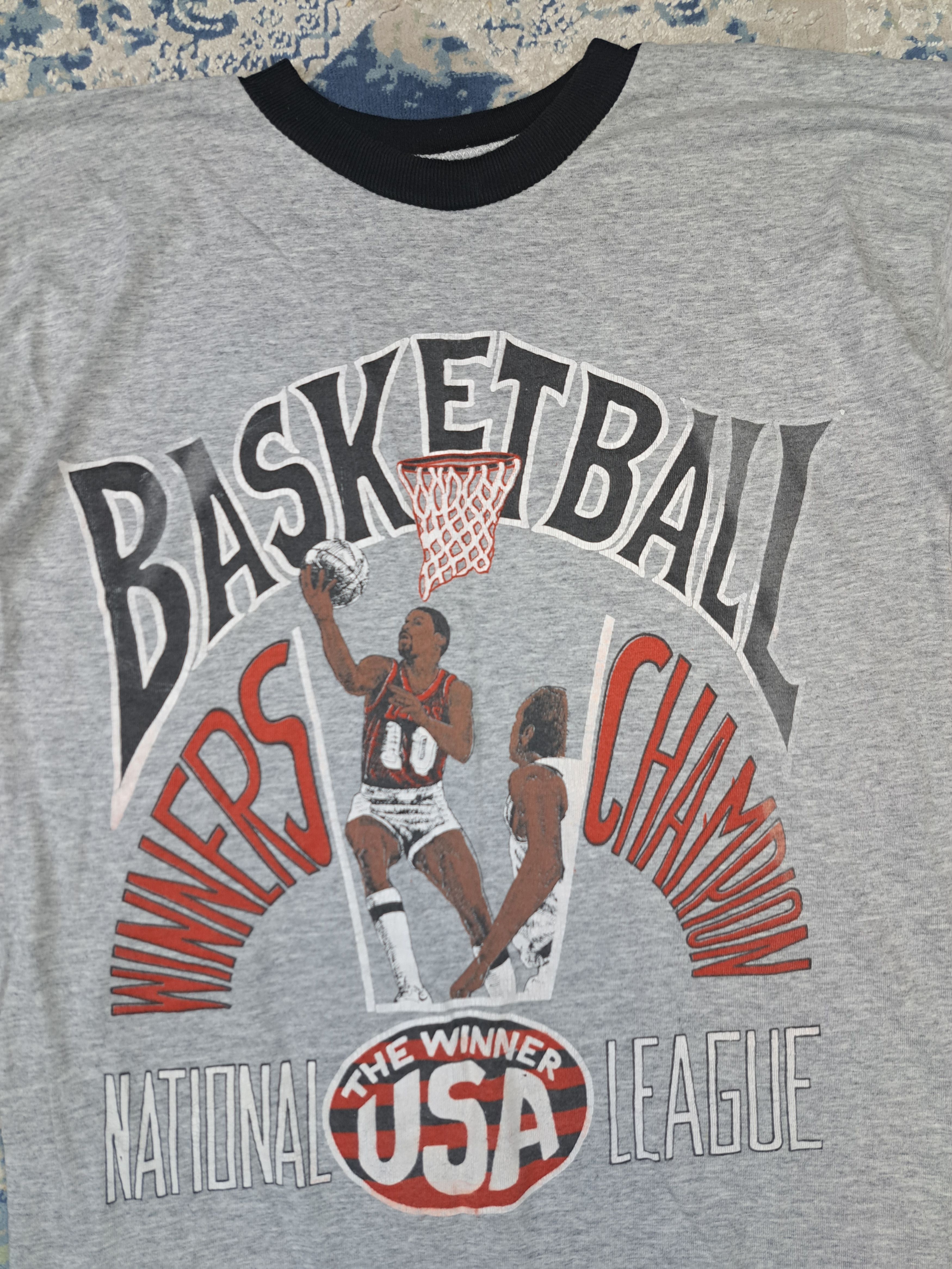 Vintage Vintage 90s Basketball Champions Tee Like NBA NCAA Size US L / EU 52-54 / 3 - 2 Thumbnail