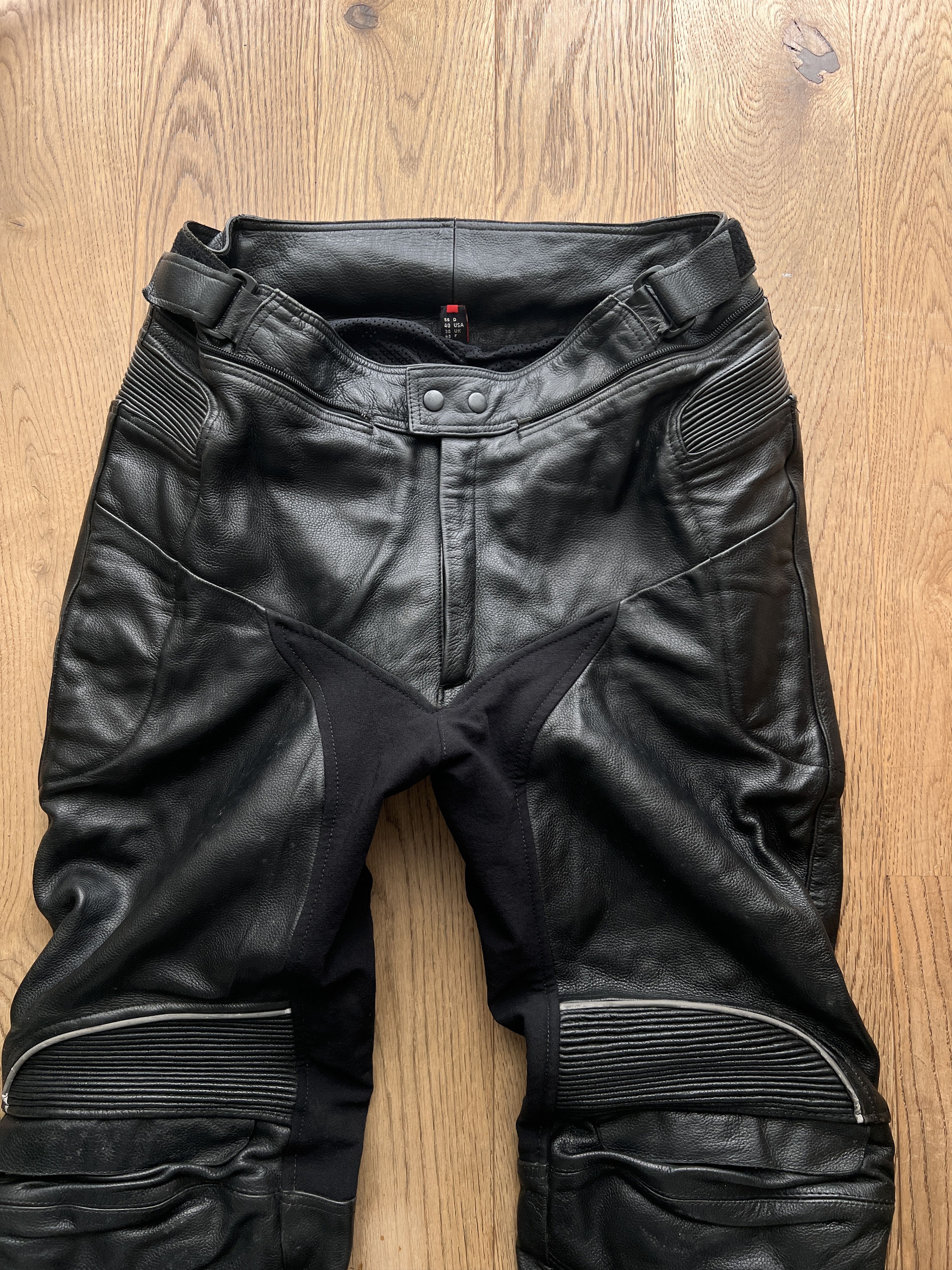 Yohji Yamamoto SICK VINTAGE 2000S RACING BIKER LEATHER PANTS I6W9 LGB VIBE Size US 36 / EU 52 - 2 Thumbnail
