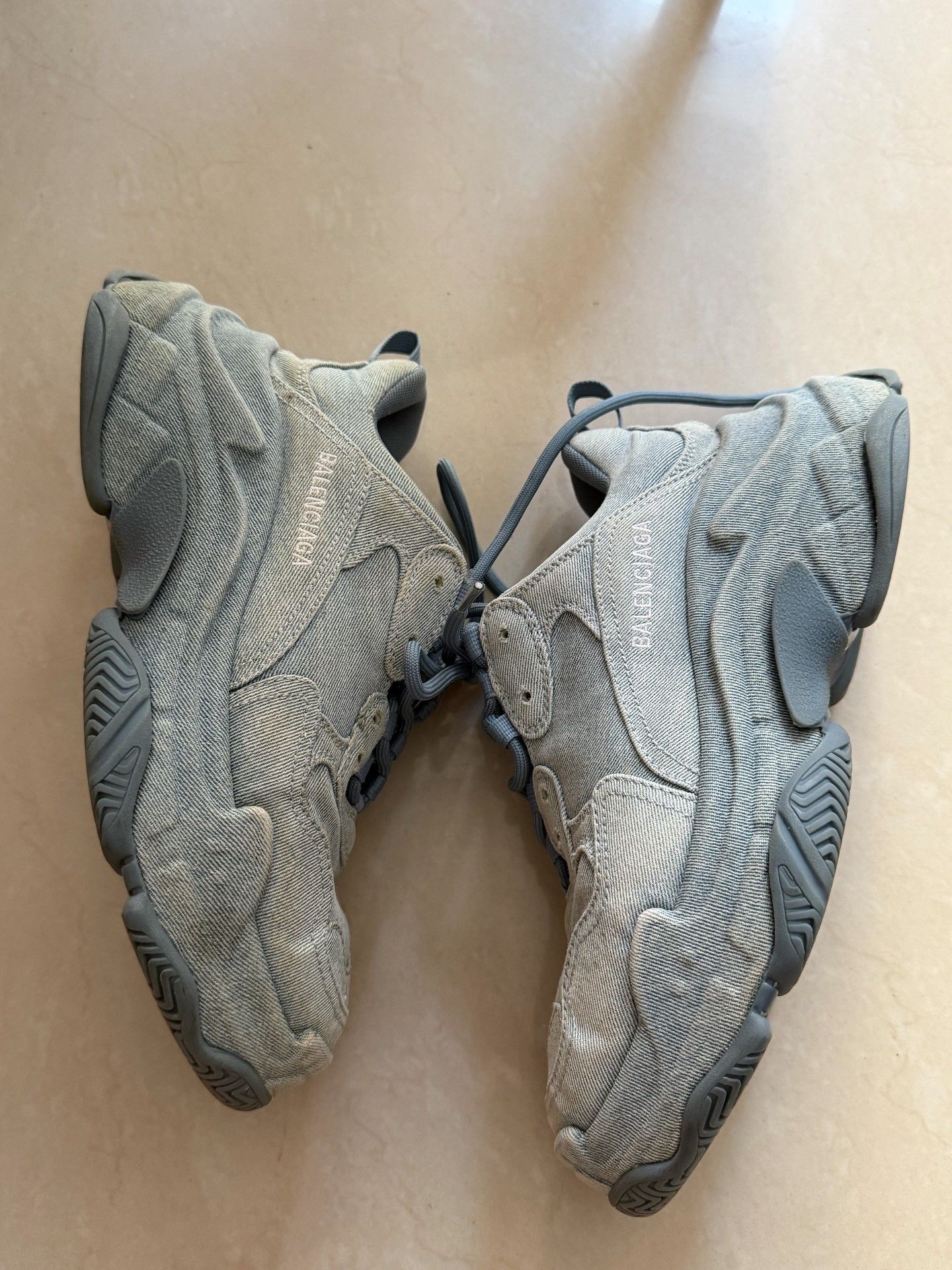 Balenciaga Balenciaga Triple S Sneakers Size US 8 / EU 41 - 1 Thumbnail