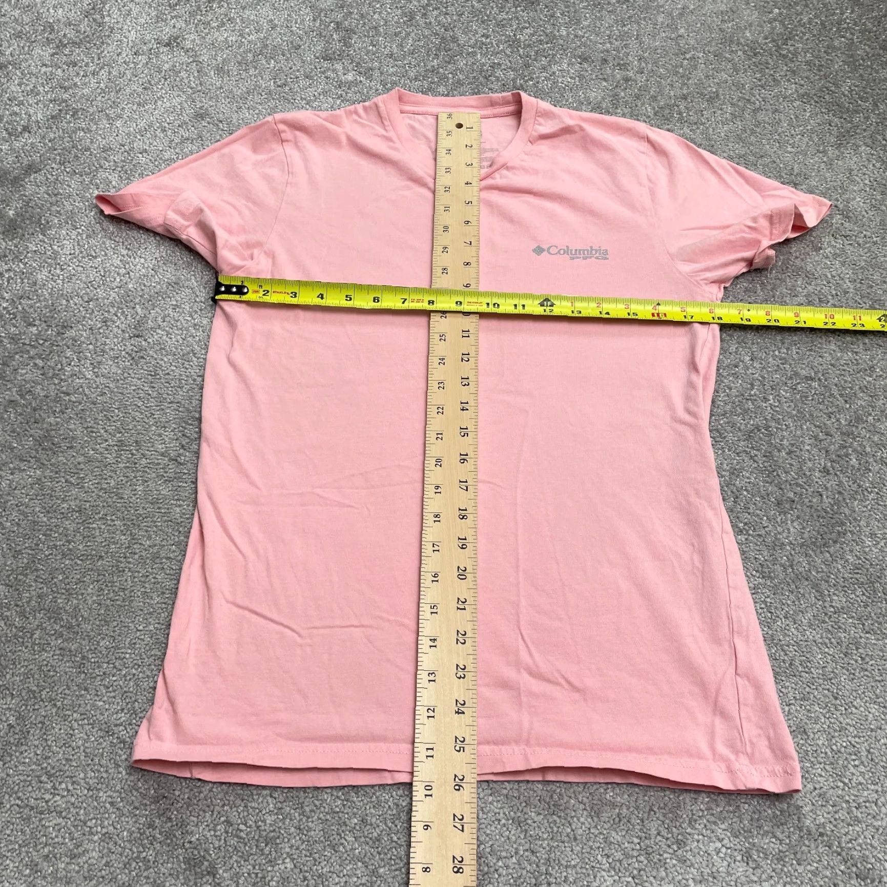 Pinko Columbia PFG Graphic T-Shirt Mens Medium Pink Crew Neck Short Sleeve Casual Tee Size US M / EU 48-50 / 2 - 7 Thumbnail