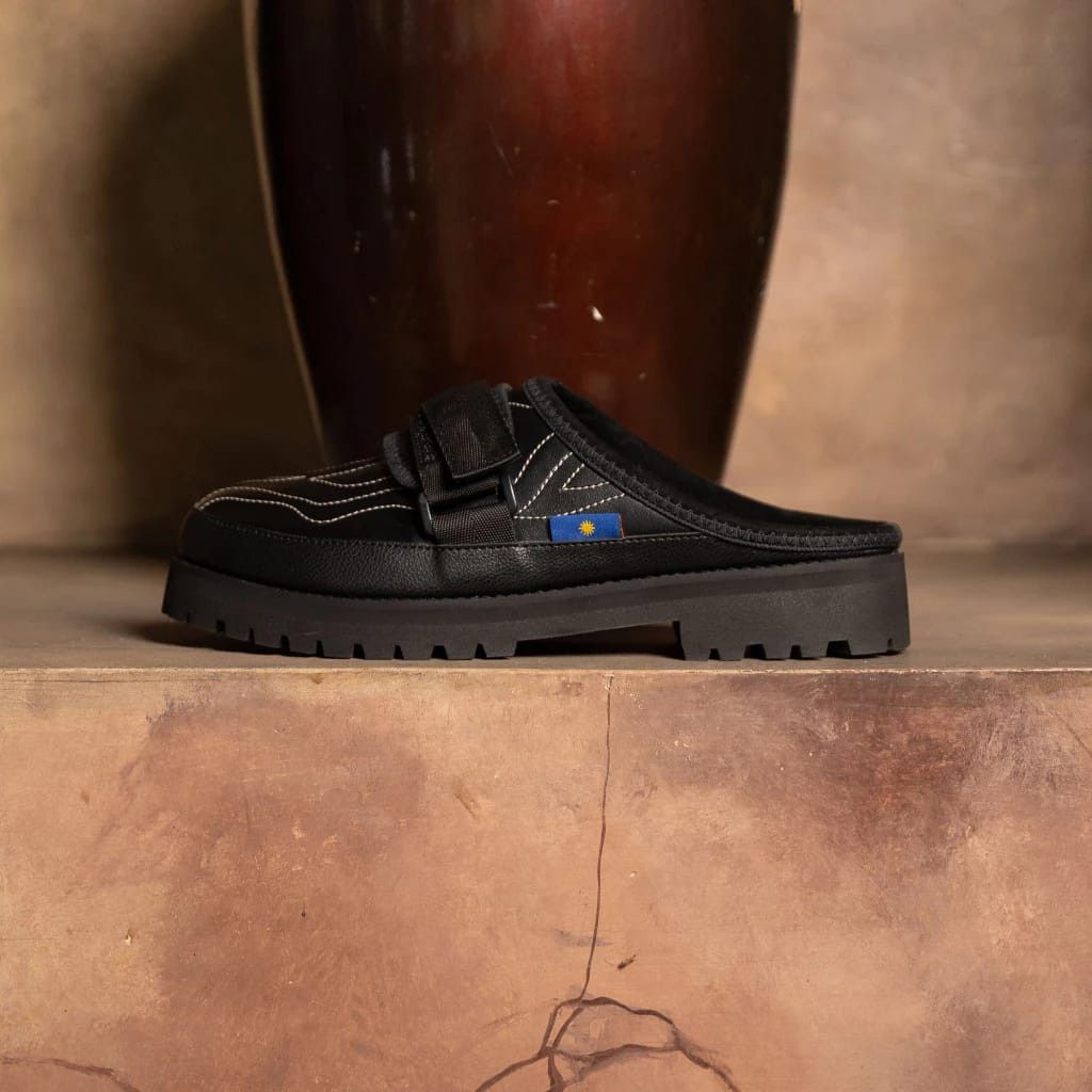 Designer × Leather Mule Sandal Black Leather Size US 8 / EU 41 - 1 Thumbnail