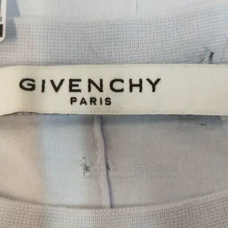 Givenchy Givenchy Ripped T-shirt Size US M / EU 48-50 / 2 - 2 Thumbnail