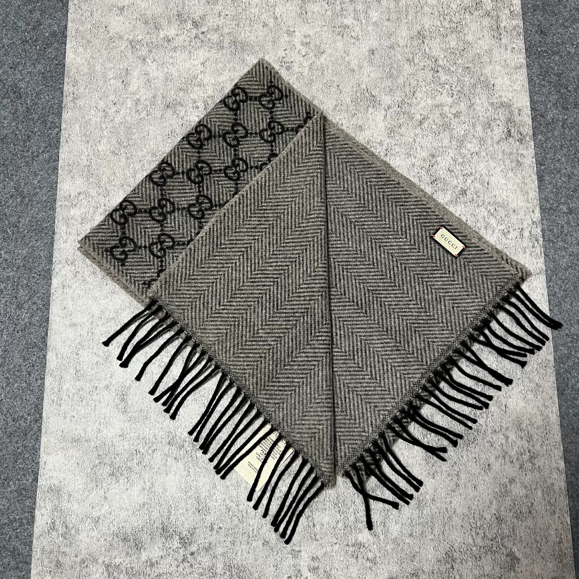 Gucci Gucci Retro Scarf one size Men Size ONE SIZE - 1 Thumbnail