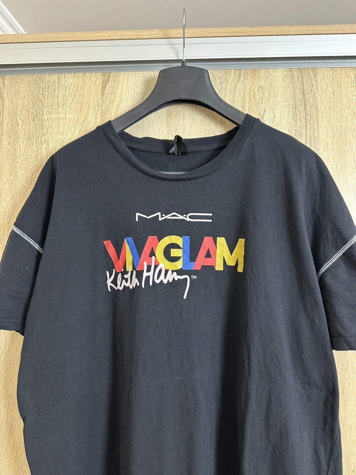 Keith Haring 🔥 Keith Haring x MAC Viva Glam Vintage Logo T Shirt Size US L / EU 52-54 / 3 - 2 Thumbnail