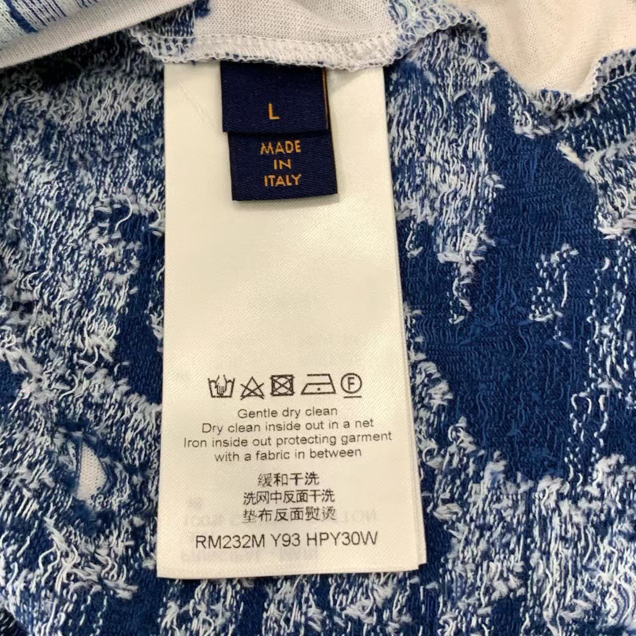 Louis Vuitton Louis Vuitton All-over Logo Print Short Sleeve T-Shirt K26WX Size US L / EU 52-54 / 3 - 6 Thumbnail