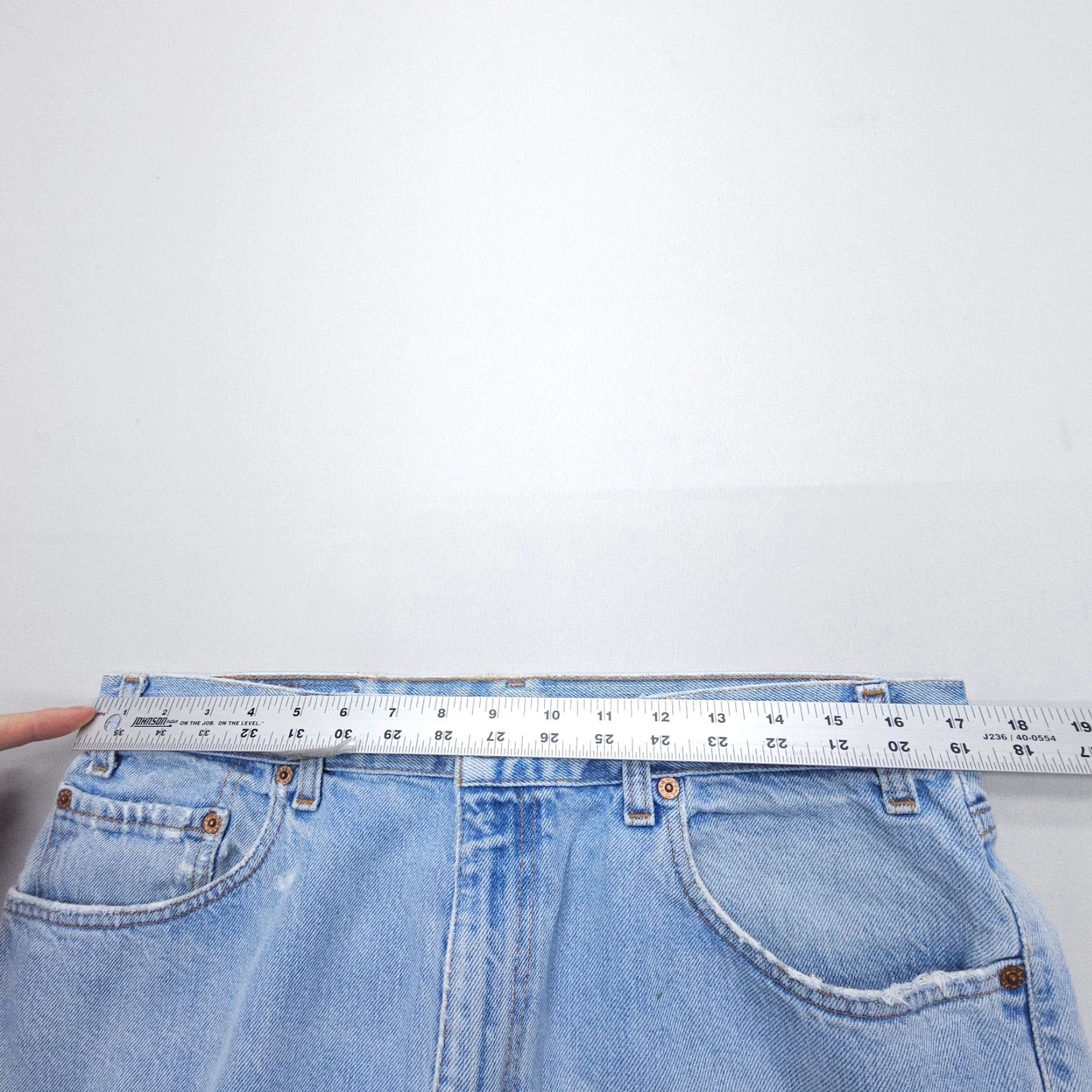 Levi's Vtg Levi's 505 Straight Leg Jeans Mens 36 x 30 Blue Distressed 2000s Denim Jeans Regular Mens Blue 505 Straight Leg Levi's Vintage Size US 36 / EU 52 - 7 Thumbnail