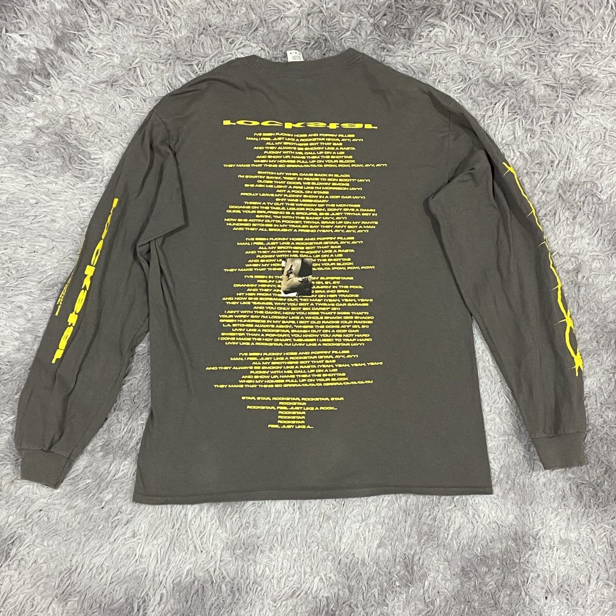 Gildan × Rap Tees Rap tee post malone band rockstar lyrics backhit Size US M / EU 48-50 / 2 - 7 Thumbnail