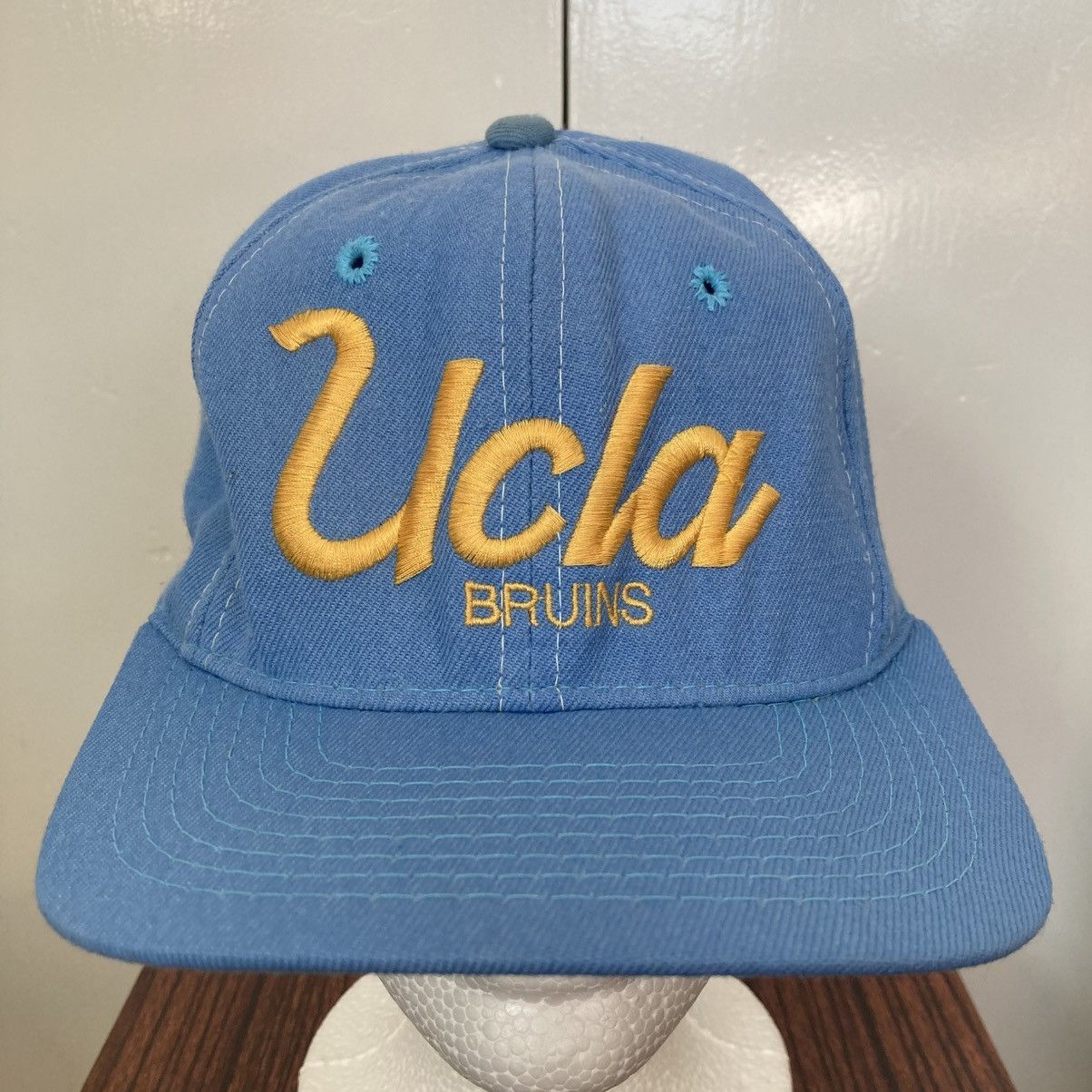 Sports Specialties UCLA BRUINS SCRIPT SPORTS SPECIALTIES SNAPBACK HAT CAP 1990S Size ONE SIZE - 2 Thumbnail