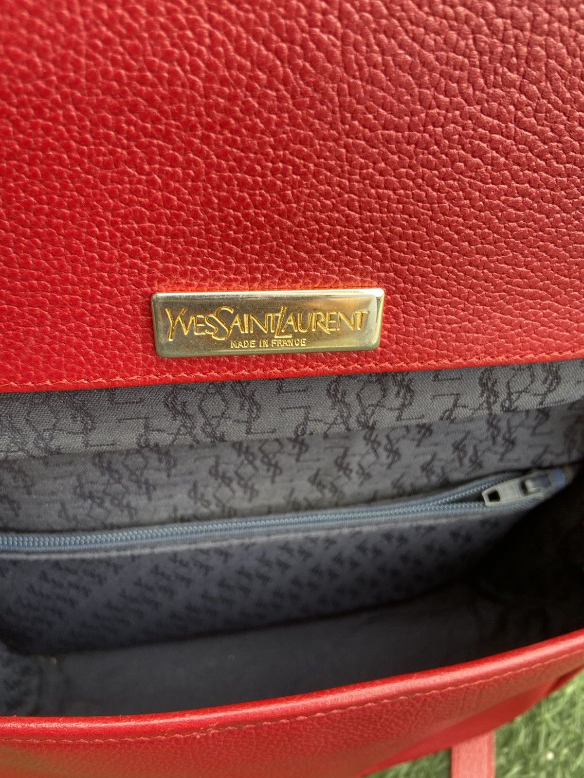 Yves Saint Laurent Yves Saint Laurent Leather Shoulder Bag YSL Size ONE SIZE - 8 Thumbnail