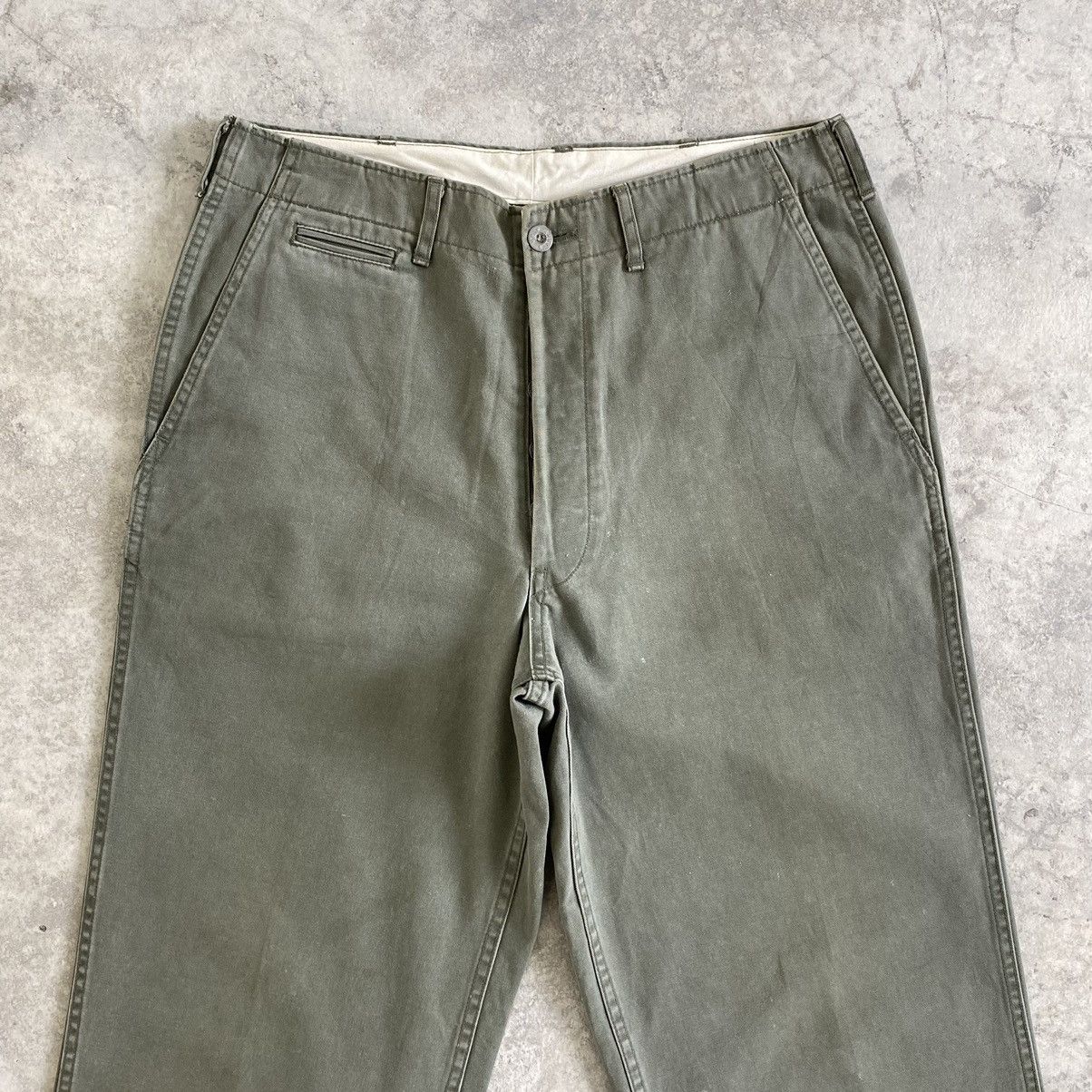 image of Vintage Us Army Fatigue Military Baggy Chino Trousers Pants in Green, Men's (Size 34)
