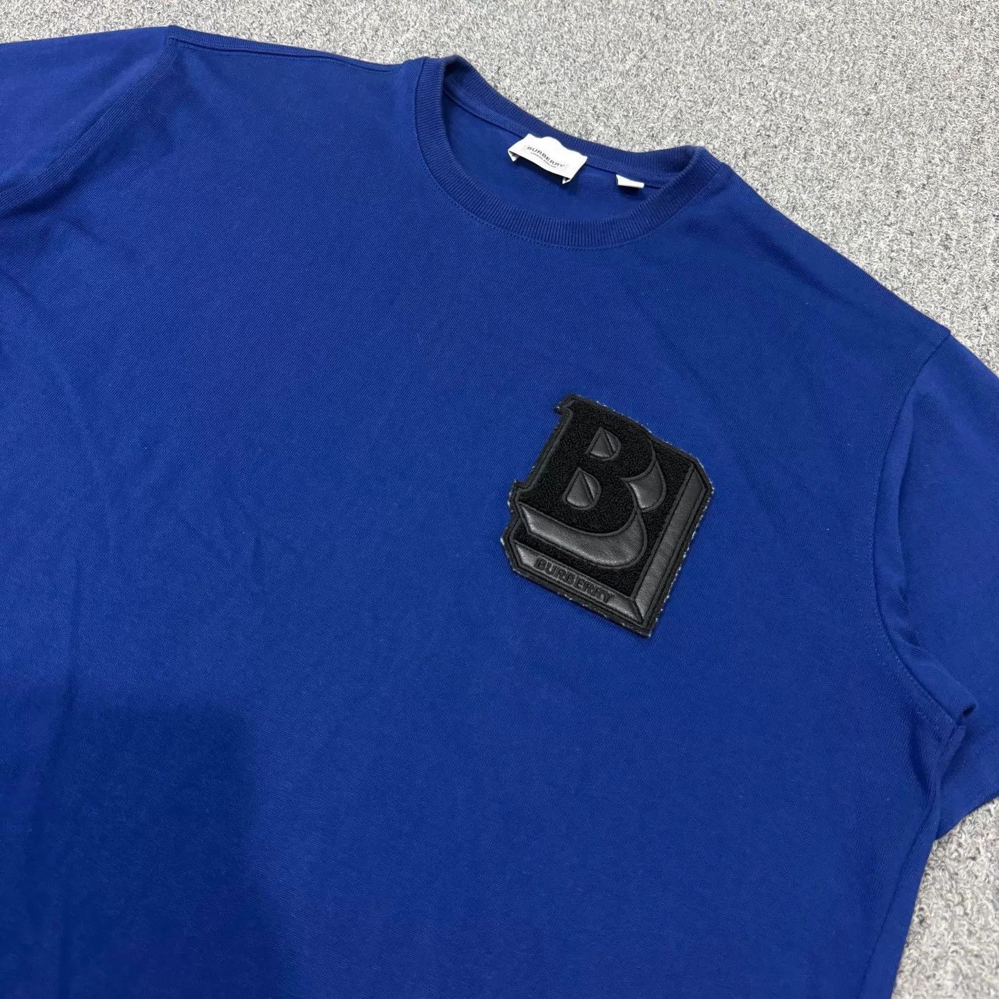 Burberry Burberry Blue Embroidered Flocked Logo SS S 99 New Size US S / EU 44-46 / 1 - 3 Thumbnail
