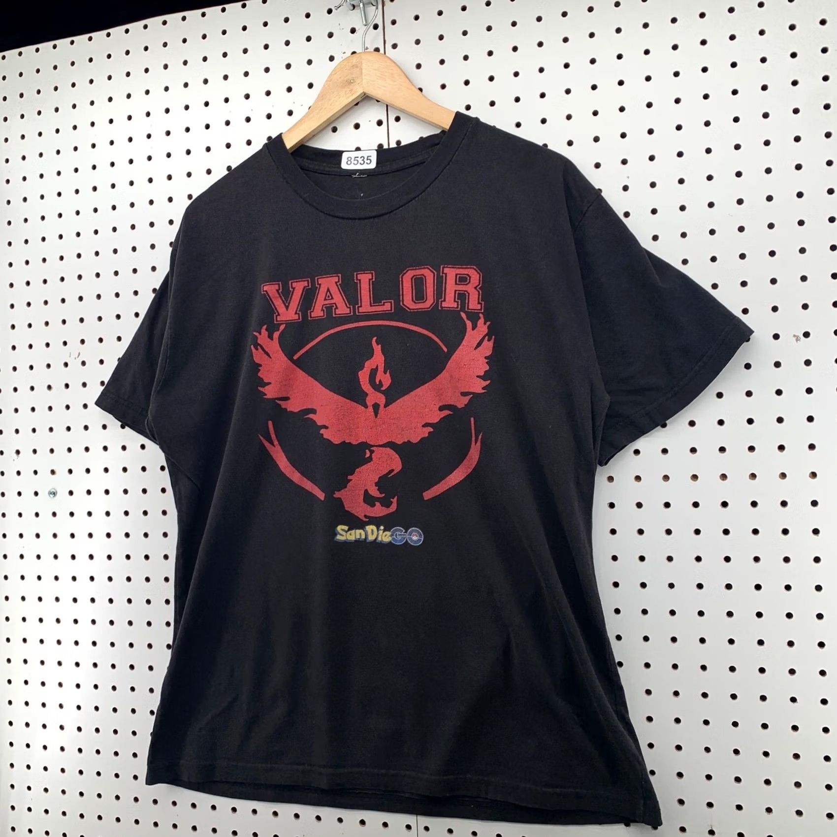 Vintage Pokemon Go Valor Shirt Black Mens M Short Sleeve Crew Neck SVG - Pokemon, Pokémon, Anime, San Diego, 22.5x28 Size US M / EU 48-50 / 2 - 2 Thumbnail