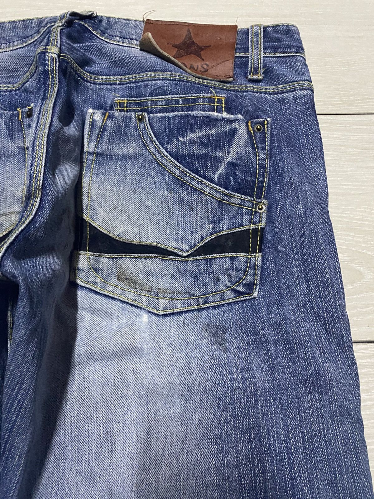 Authentic Pigment Vintage Authentic Urban Craft 12Ons Denim Cross Emroidered Size US 33 - 10 Thumbnail