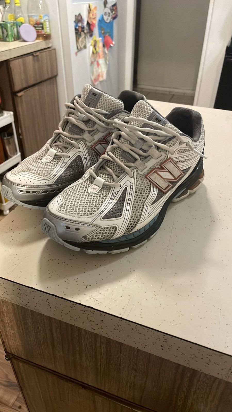 New Balance New Balance 1906R Size US 9.5 / EU 42-43 - 2 Thumbnail