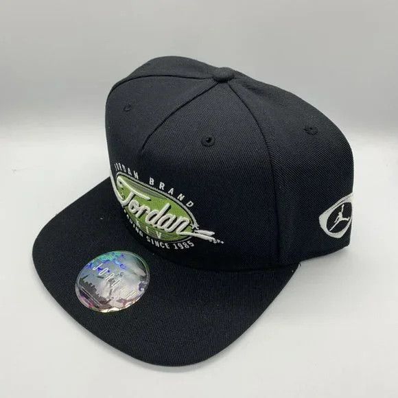 Jordan Brand Air Jordan XIV Trophy 23 Jumpman Hat Snapback Cap Size ONE SIZE - 2 Thumbnail