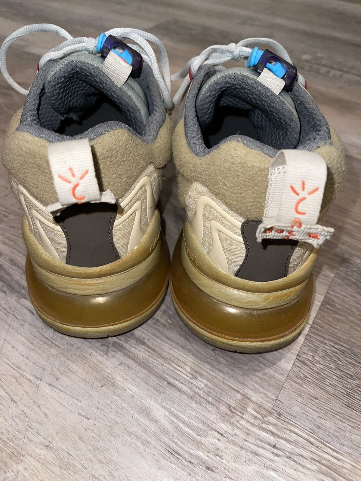 Nike × Travis Scott Travis Scott x Nike Air Max 270 React Cactus Trails Sz 10.5 Size US 10.5 / EU 43-44 - 4 Thumbnail
