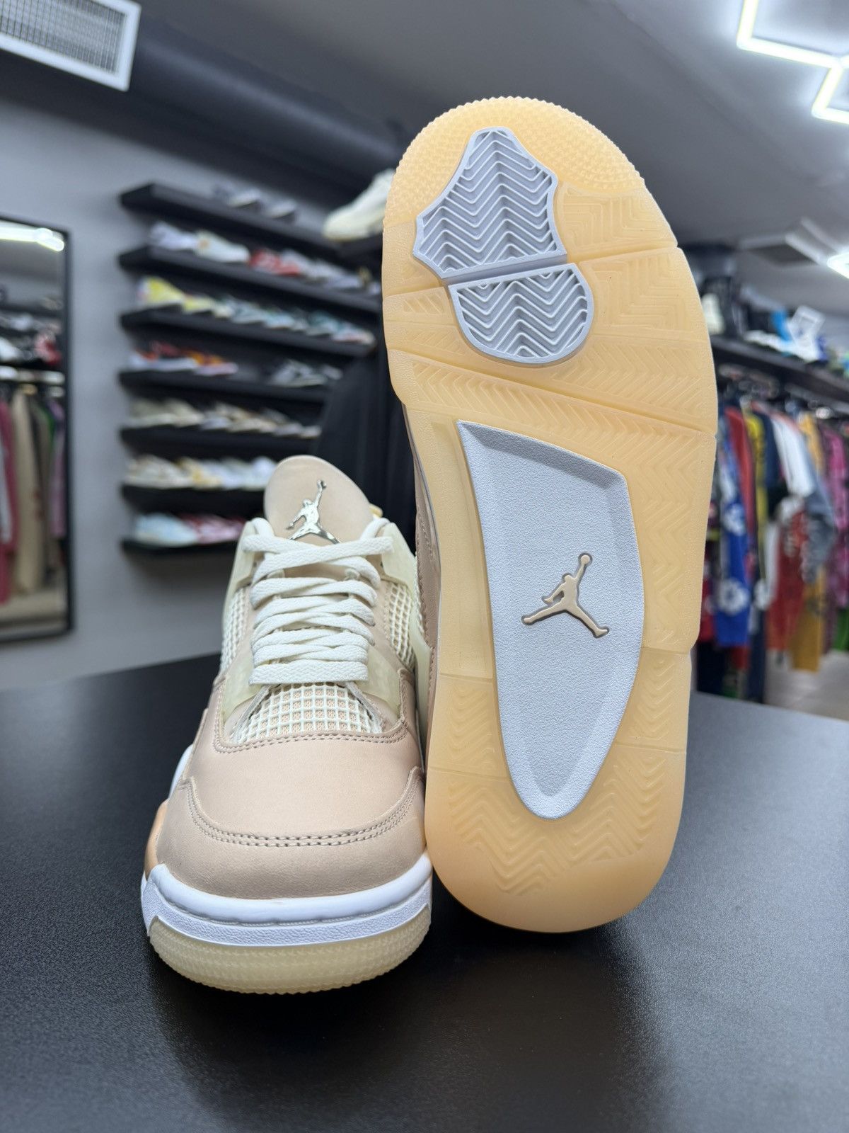 Jordan Brand Size 8m/9.5w - Jordan 4 Retro Shimmer Size US 9.5 / IT 39.5 - 8 Thumbnail