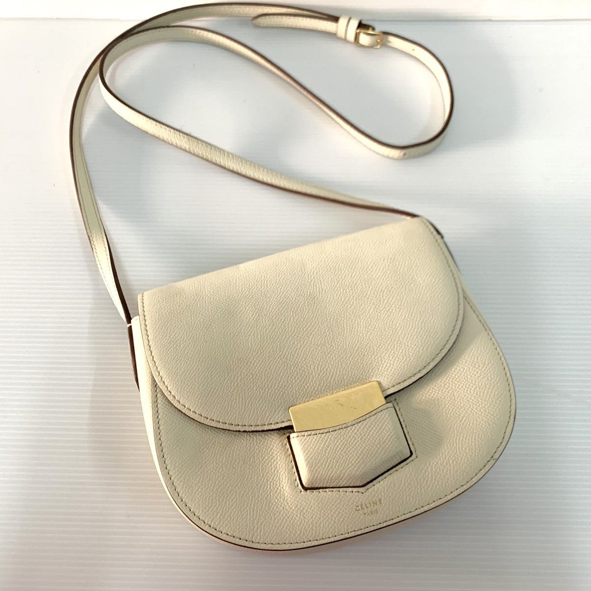 Celine Celine Leather Small Slingbag Size ONE SIZE - 15 Thumbnail