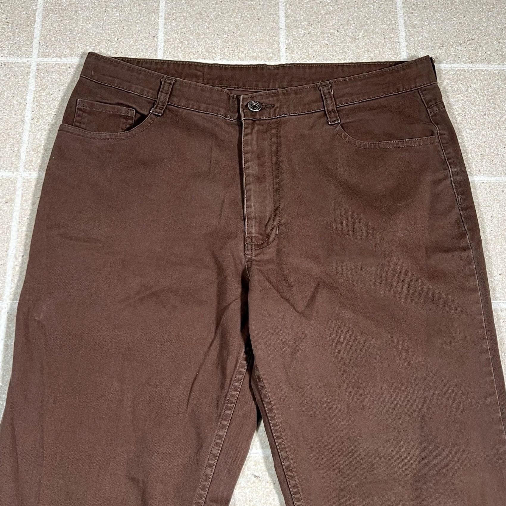 Fubu VINTAGE Y2K Fubu X Rugged Outdoor Brown Wide-Leg Hiking Pants Khakis 34 Regular Mens 30 Inseam Baggy Flare 10 in Leg Opening Size US 34 / EU 50 - 6 Thumbnail