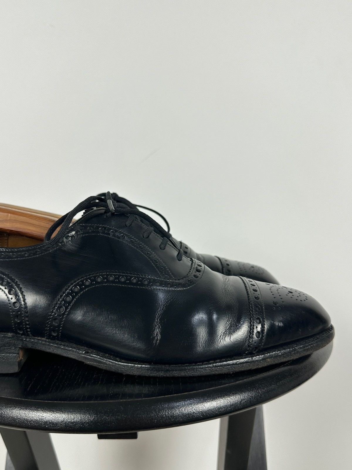 Church's Church’s Black Leather Oxford Brogue Dress England Shoes Size US 9.5 / EU 42-43 - 16 Thumbnail