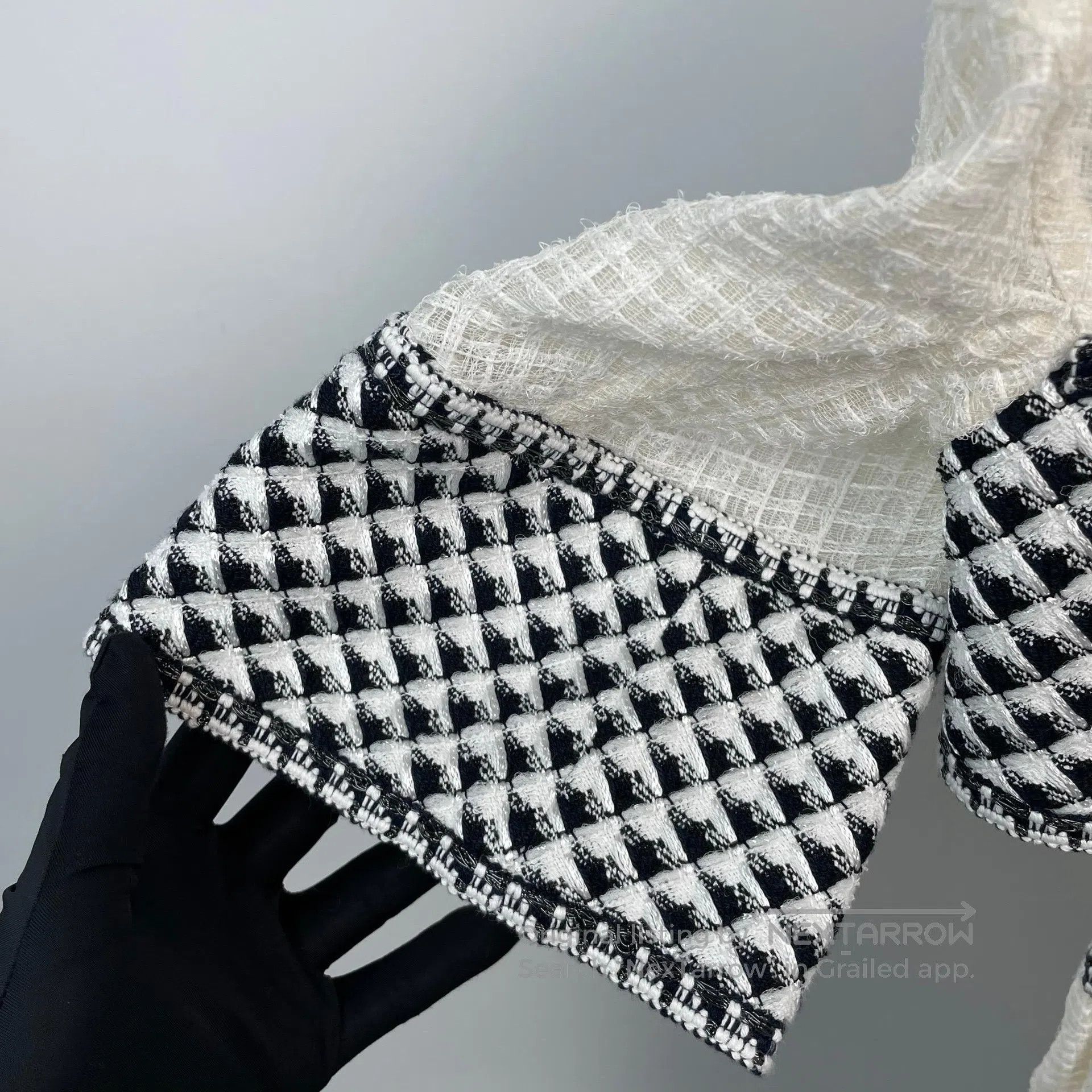Chanel Chanel Off-White Colorblock Openwork Knit Collar Single Bu Size XS / US 0-2 / IT 36-38 - 5 Thumbnail
