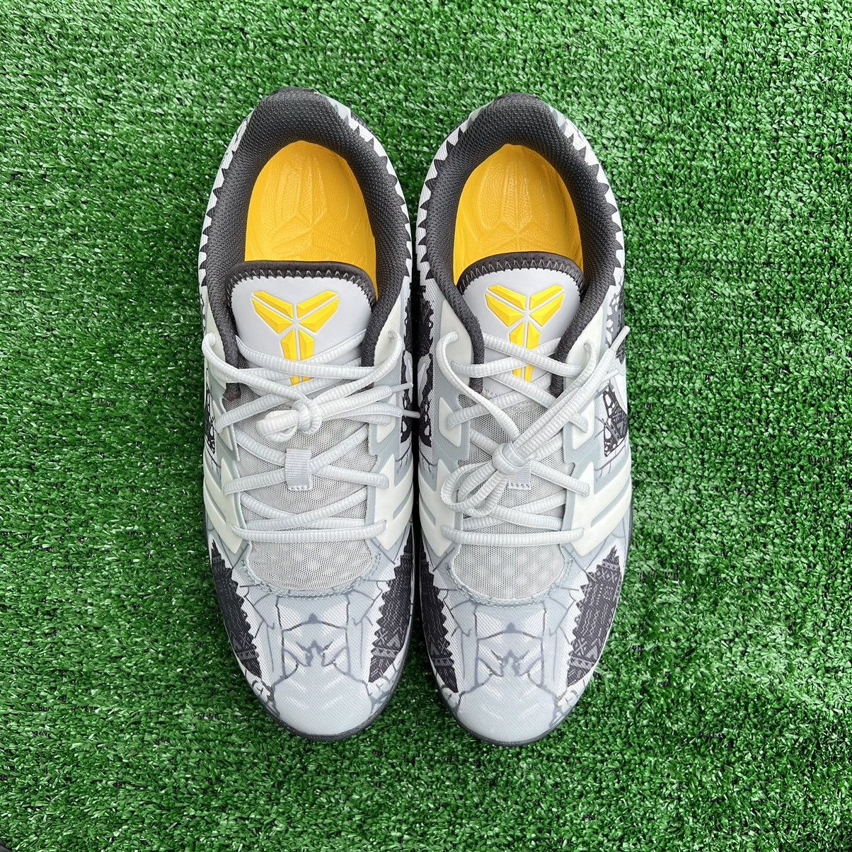 Nike Nike Kobe Mentality Size US 12 / EU 45 - 3 Thumbnail