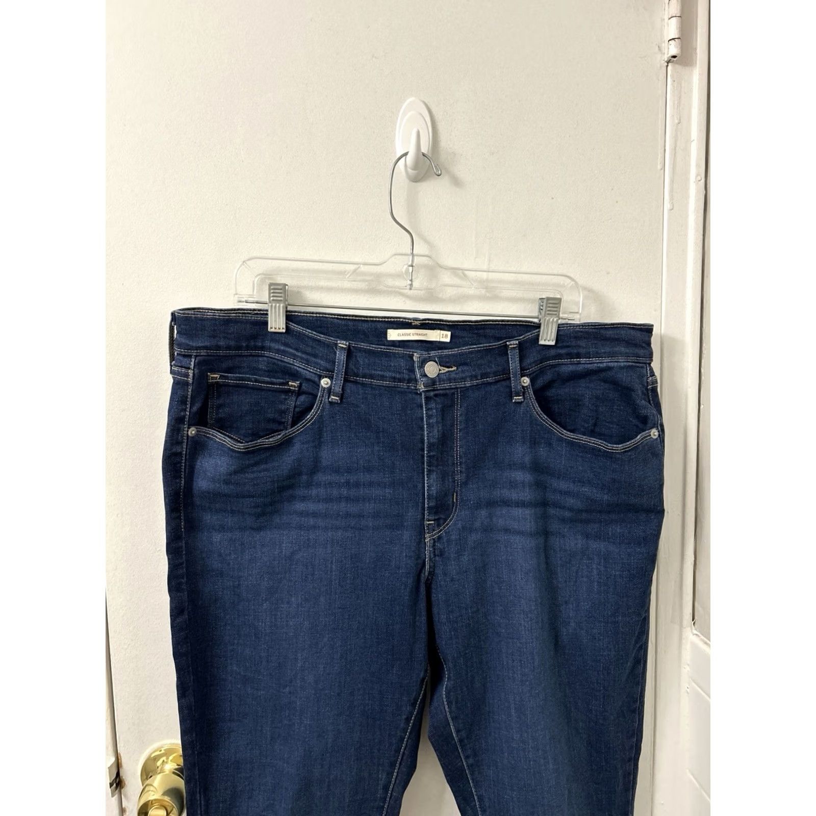 Levi's Levi's Classic Straight Jeans Womens 38x30 Dark Wash Mid Rise Denim Blue 5-Pocket Jeans Womens Straight Leg Jeans Size 26" / US 2 / IT 38 - 2 Thumbnail