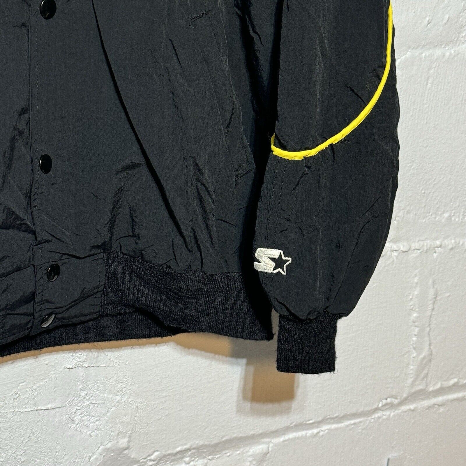 Starter 80s Vintage Starter Pittsburgh Pirates Bomber Jacket Size M Size US M / EU 48-50 / 2 - 7 Thumbnail