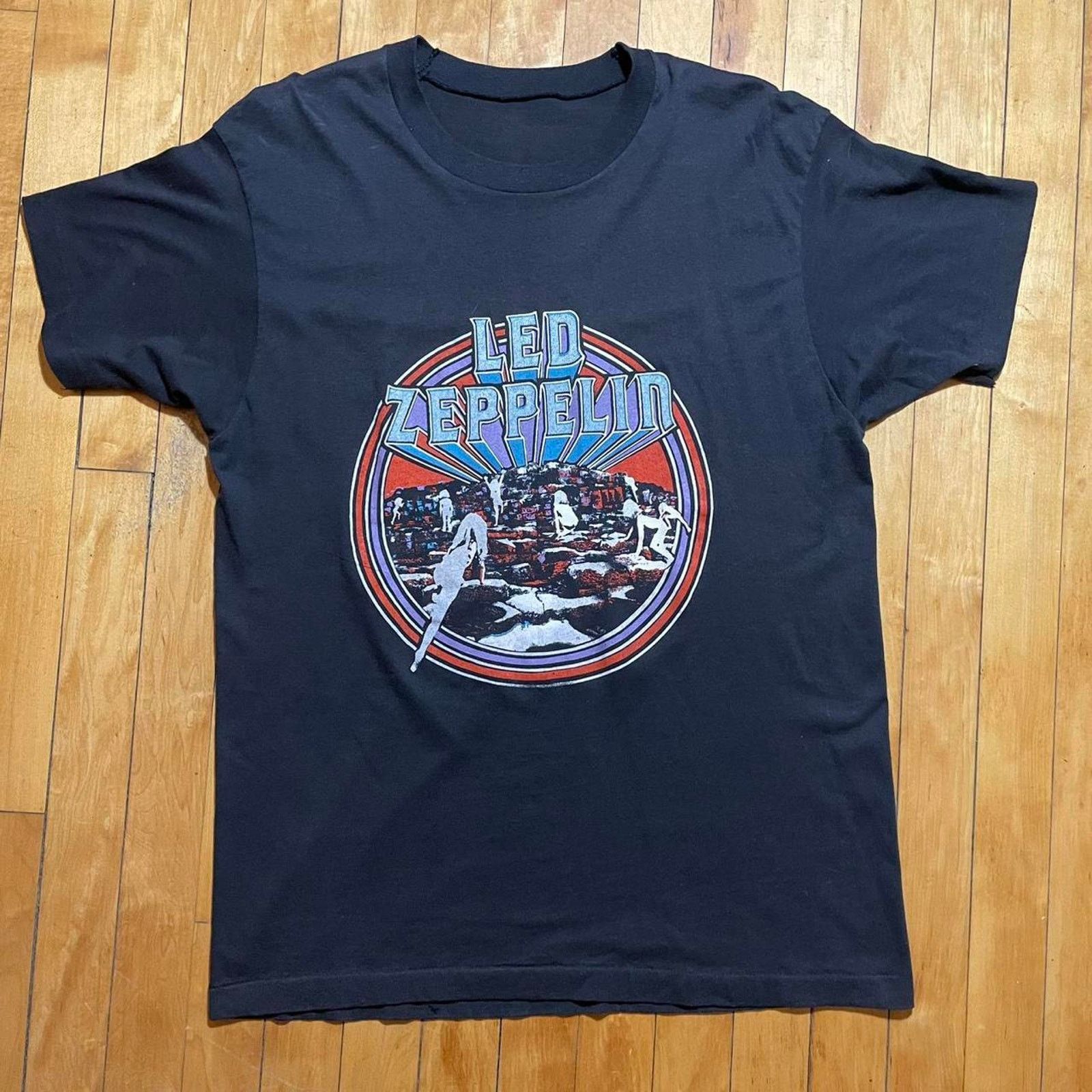 Other Vintage Led Zeppelin Houses of the Holy T Shirt Mens L Tee Size US L / EU 52-54 / 3 - 1 Thumbnail