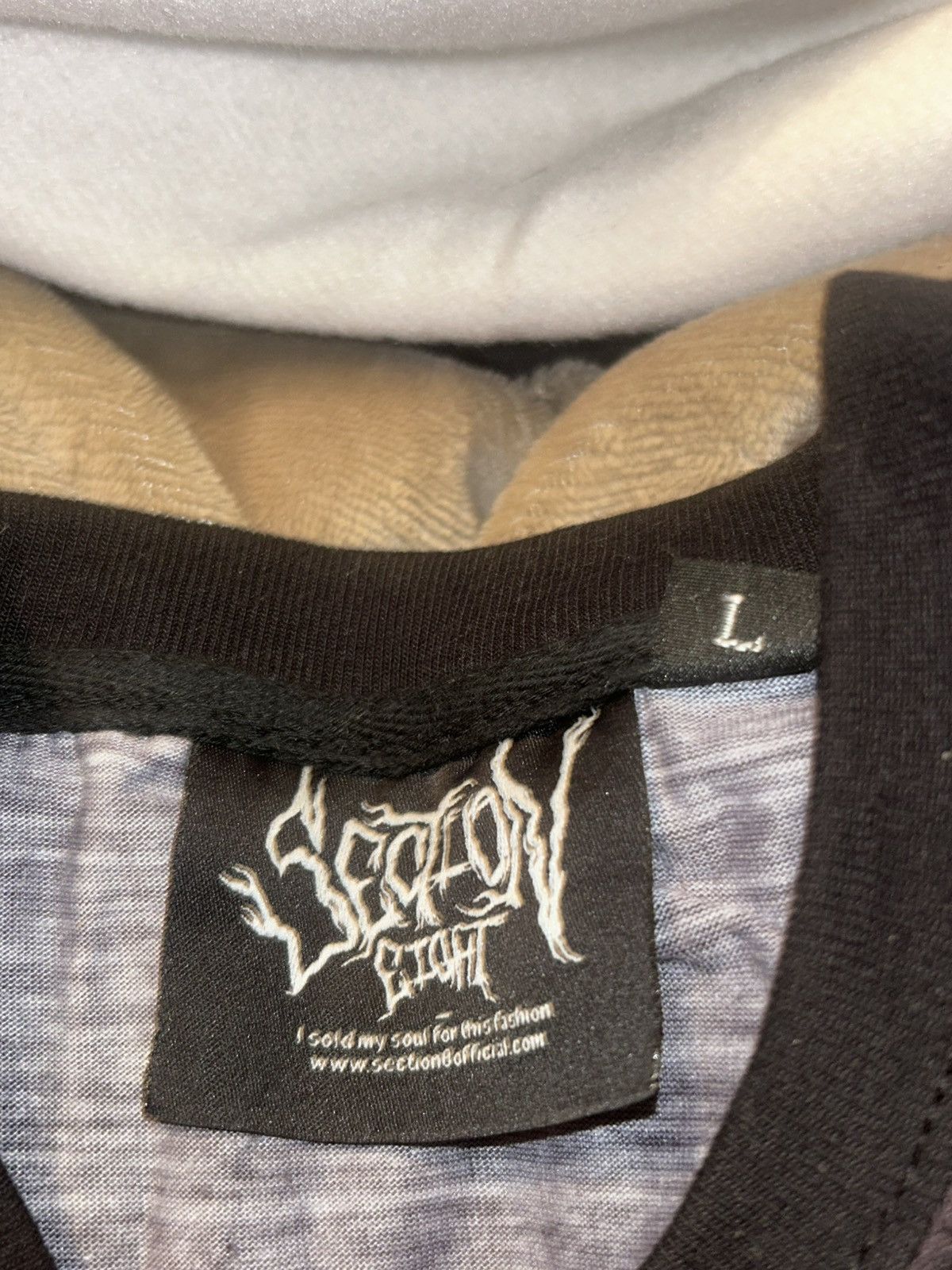 Section 8 Cerberus Dog Shirt Size US L / EU 52-54 / 3 - 2 Thumbnail