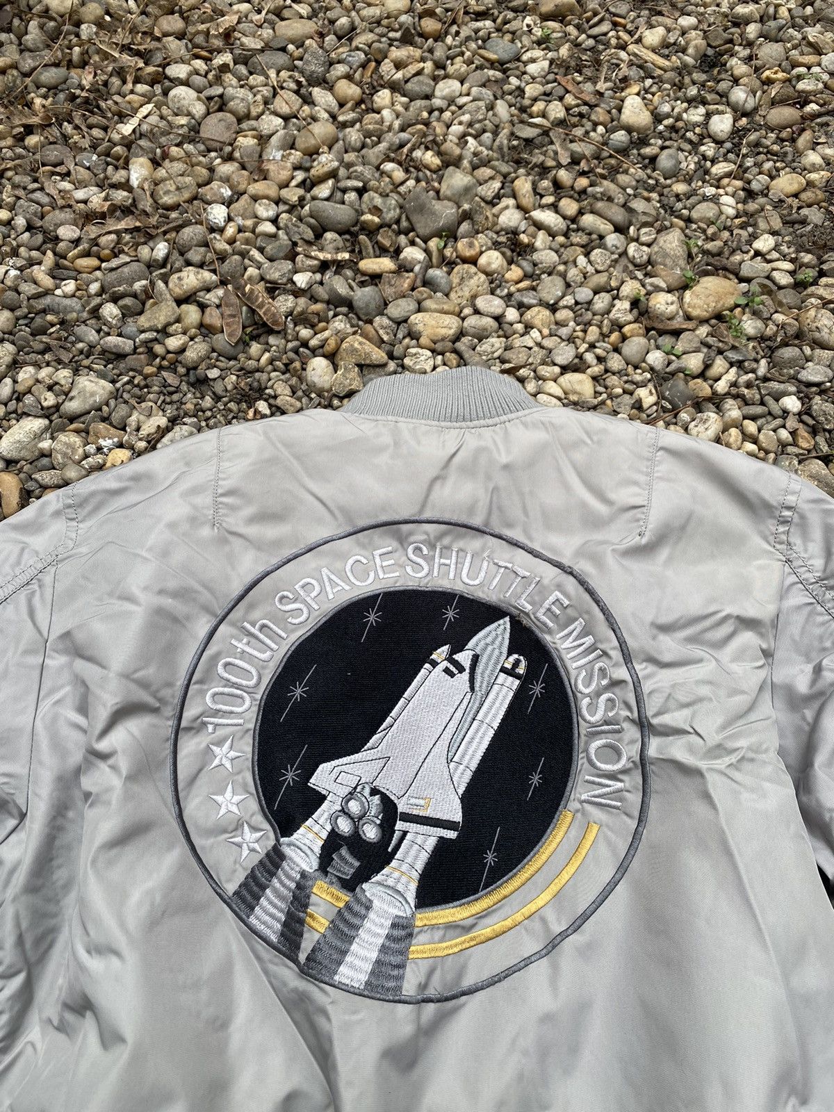 Alpha Industries Alpha Industries Reversibel Star Sky Embroidered Logo Bomber Size US M / EU 48-50 / 2 - 13 Thumbnail