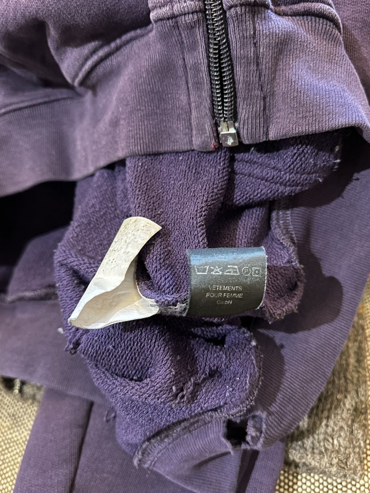 Vetements VETEMENTS SEXUAL FANTASIES HOODIE THRASHED Size US L / EU 52-54 / 3 - 8 Thumbnail