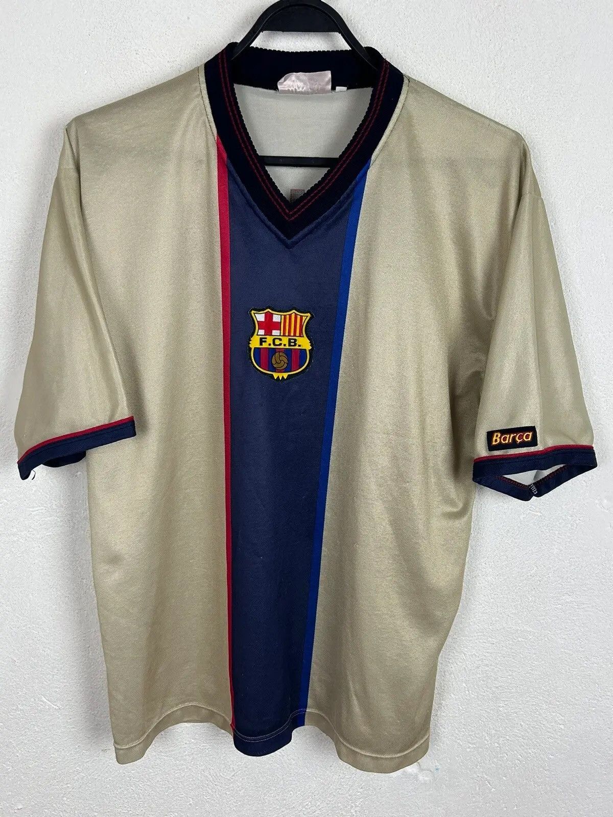 Vintage FC Barcelona Licensed 2001/02 Away Kit #7 Saviola Jersey Size US S / EU 44-46 / 1 - 1 Thumbnail