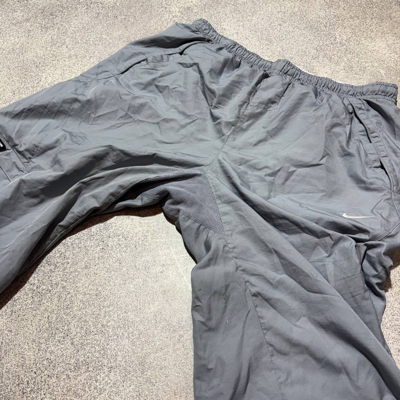 Nike Vintage Nike Shorts Nylon Swoosh Grey Mens size M Size US 30 / EU 46 - 8 Thumbnail