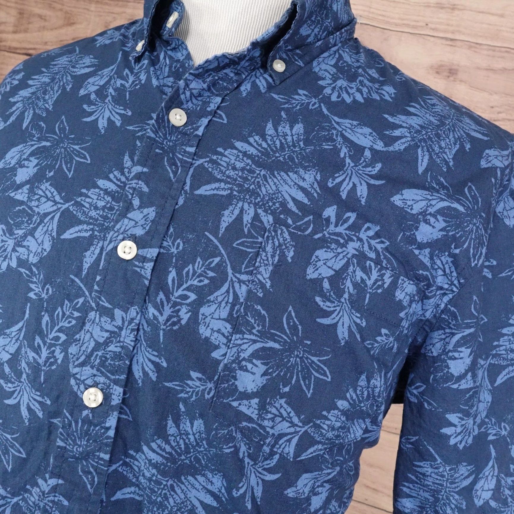Chaps Chaps Shirt Adult XL Blue Floral Short Sleeve Cotton Button-Front Tropical Mens Size US XL / EU 56 / 4 - 2 Thumbnail
