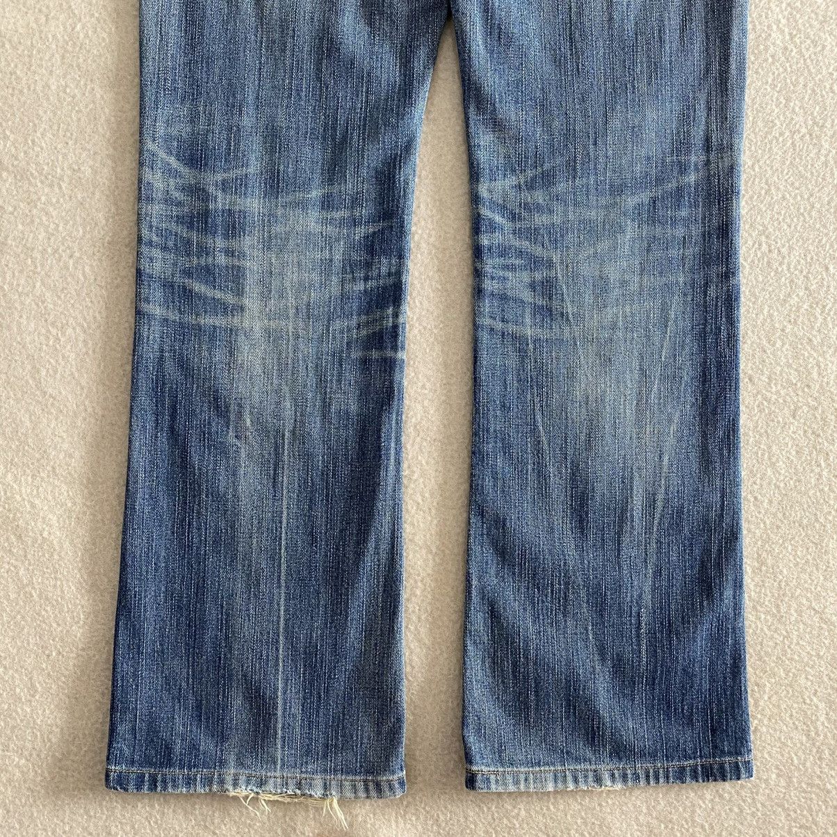 If Six Was Nine × Le Grande Bleu (L.G.B.) × Tornado Mart Wrangler Super Flared Distressed Denim w32 Size US 31 - 8 Thumbnail