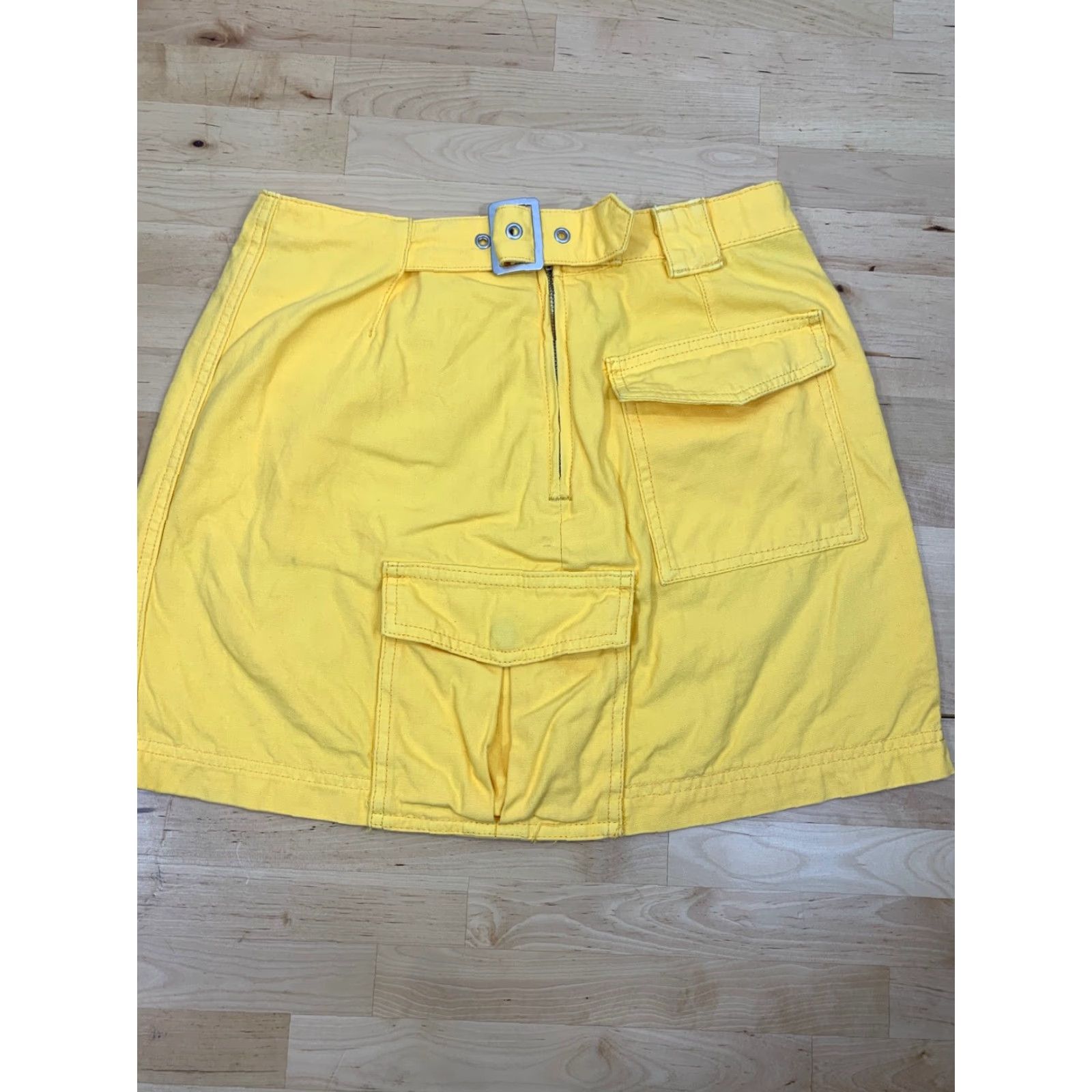 Forever 21 Forever 21 Women's Mini Skirt Yellow M Size Foreve r 21 Solid Cotton Blend Zipper Front Buckle Short Casual Formal Workwear Party/Cocktail Size 32" / US 10 / IT 46 - 2 Thumbnail