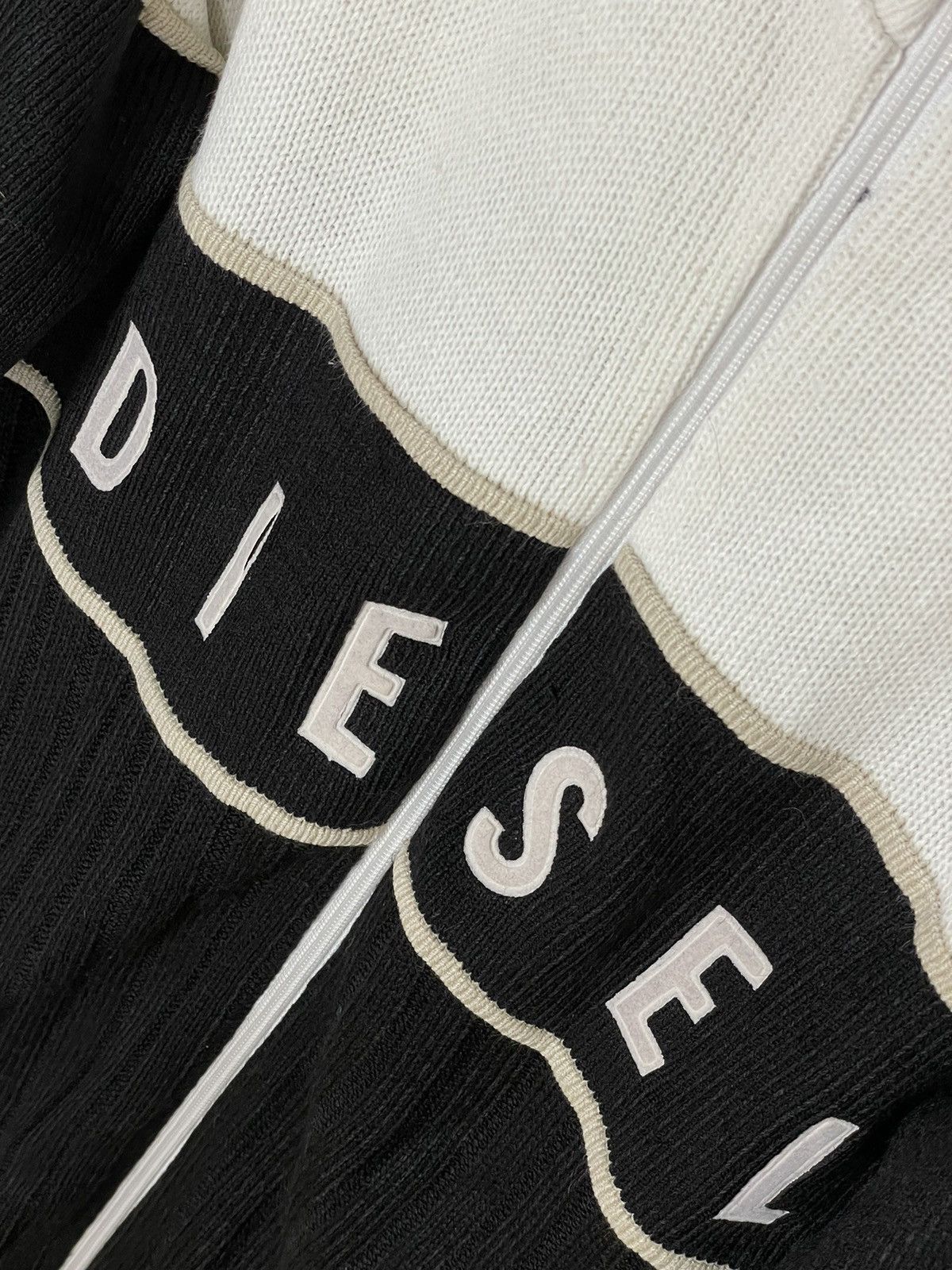 Diesel × If Six Was Nine × Japanese Brand Vintage Diesel Big Center Logo Y2K Avant Garde Boxy Sweater Size US S / EU 44-46 / 1 - 9 Thumbnail