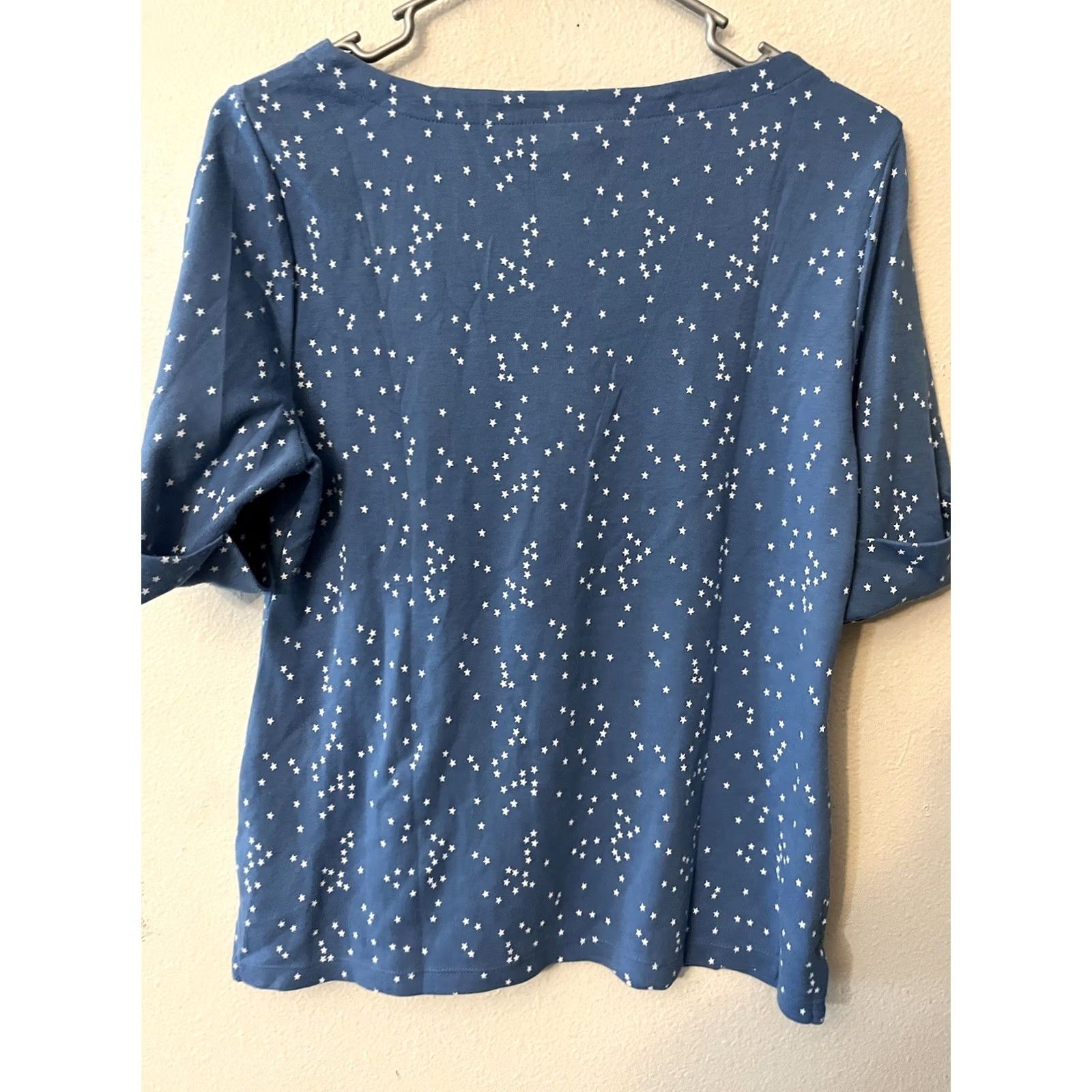 Vintage VINTAGE Style & Co Shirt Women's Petite Large Short Sleeve Stars Print Blue T-Shirt Blouse Size L / US 10 / IT 46 - 3 Thumbnail