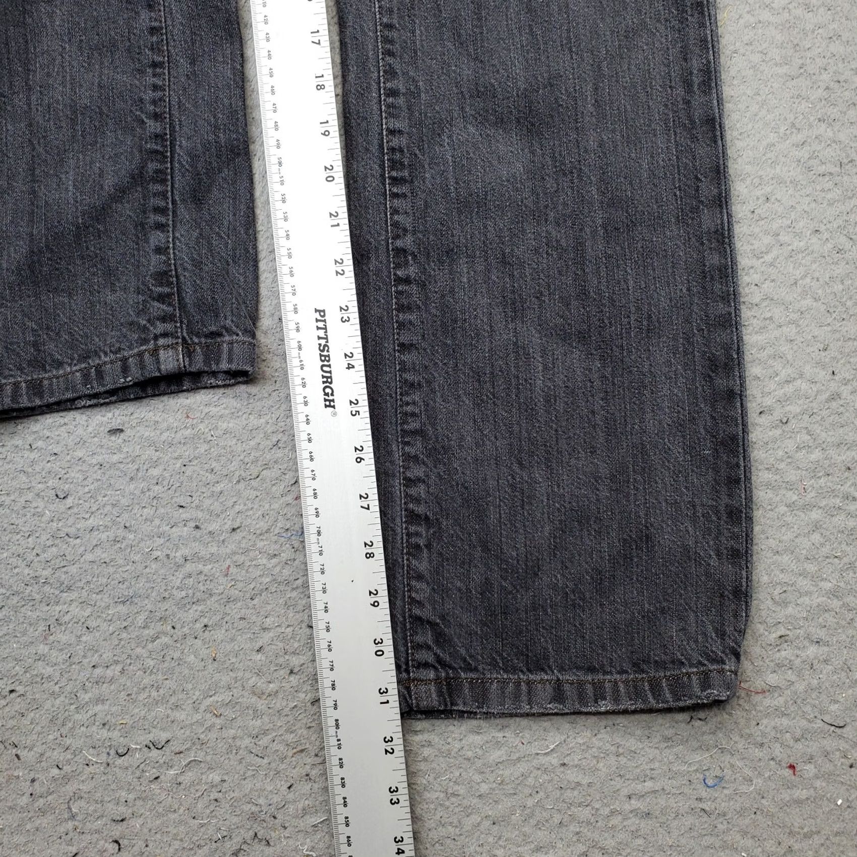 Calvin Klein Calvin Klein Womens Straight Jeans Black Denim Slim Fit 30 Boot? Streetwear Boho Grunge - 5-Pocket Denim Slim Fit Womens, 31.5 Inseam, Dark Wash Size 30" / US 8 / IT 44 - 4 Thumbnail