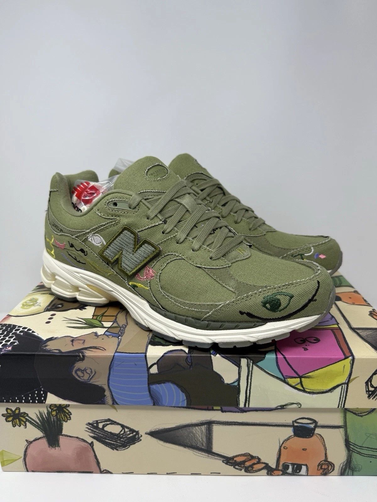 New Balance New Balance 2002R Bryant Giles What Now? M2002RAG Men's 11.5 Size US 11.5 / EU 44-45 - 4 Thumbnail