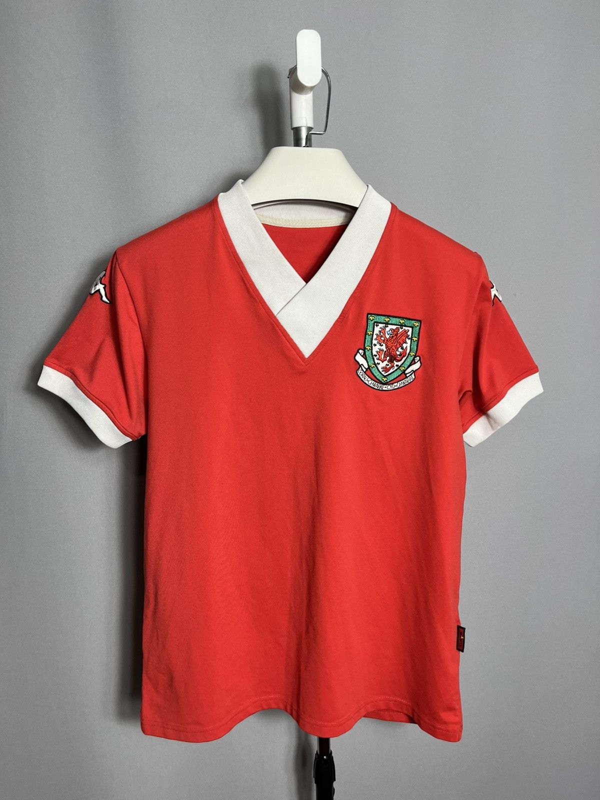 Kappa KAPPA WALES NATIONAL 2006 2007 HOME FOOTBALL SOCCER SHIRT Size US M / EU 48-50 / 2 - 1 Thumbnail