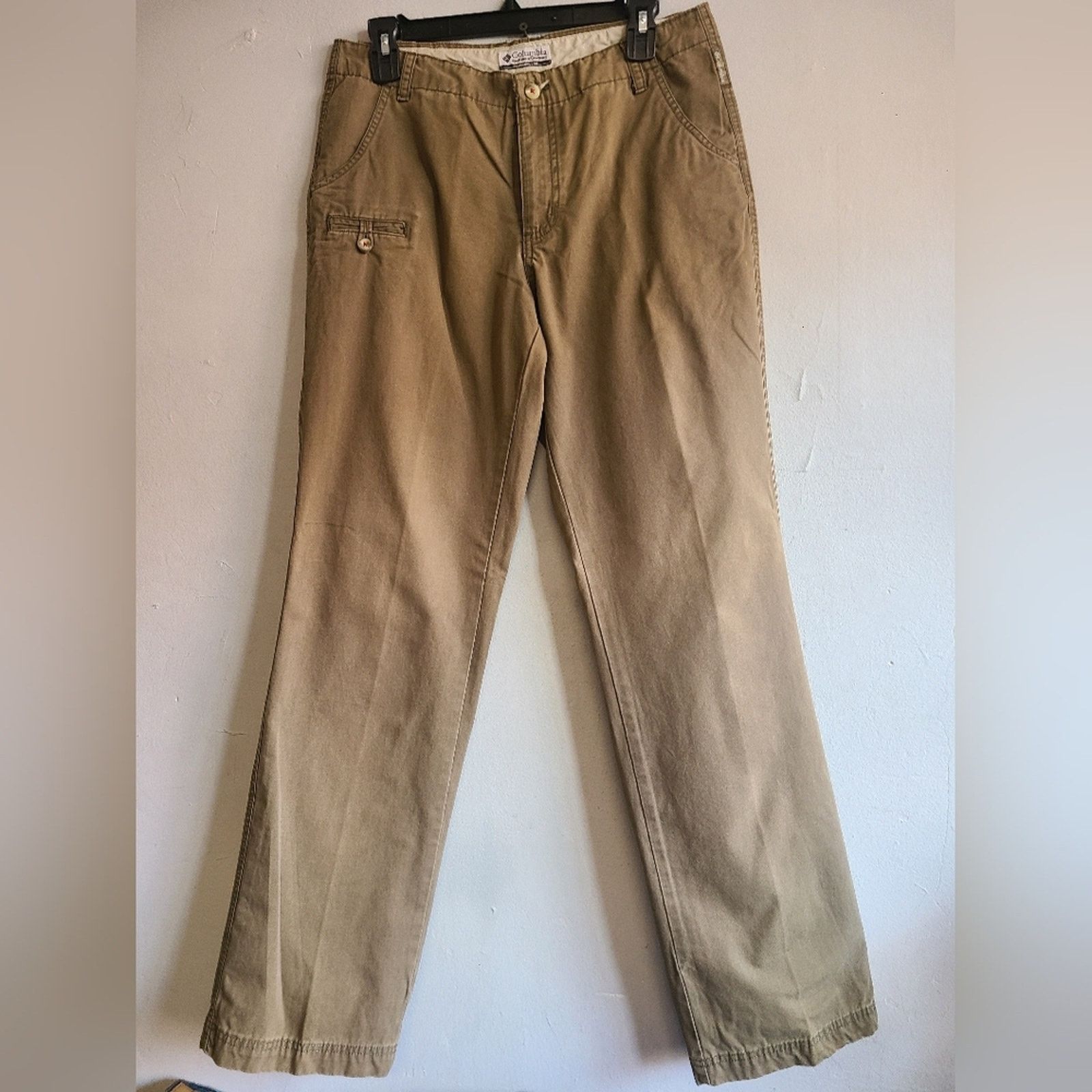 Columbia Women's size 8 Columbia olive green Everyday pants Size 30" / US 8 / IT 44 - 1 Thumbnail
