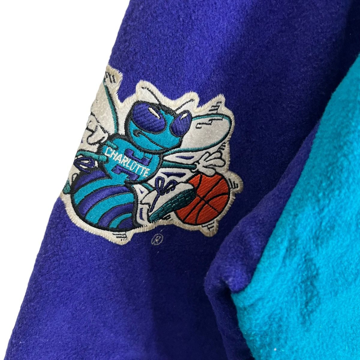 Nutmeg Nutmeg 90s Charlotte Hornets Varsity Jacket Stadium Jacket Size US L / EU 52-54 / 3 - 9 Thumbnail