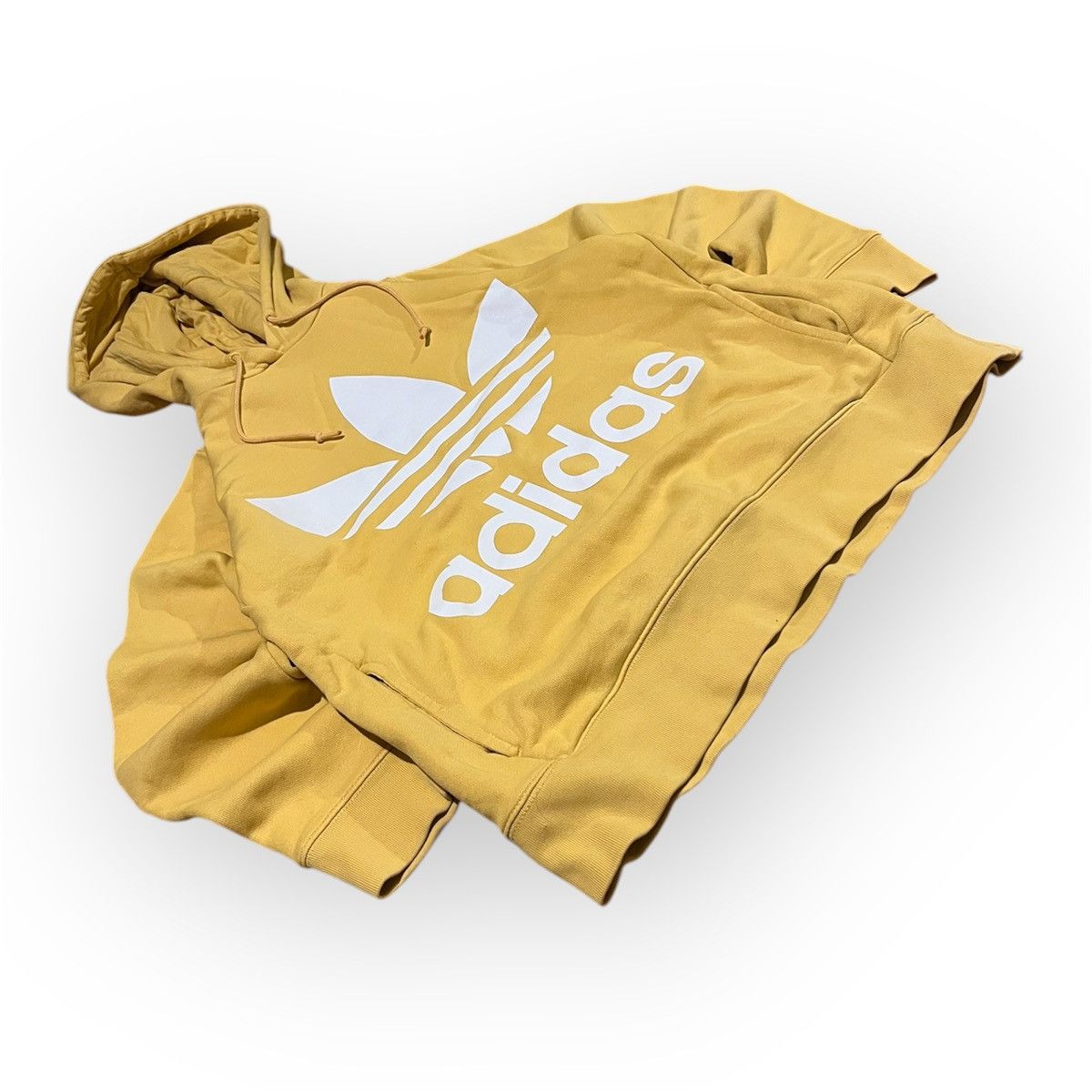 Adidas Adidas Originals Vintage yellow Hoodie y2k style central log Size US M / EU 48-50 / 2 - 5 Thumbnail
