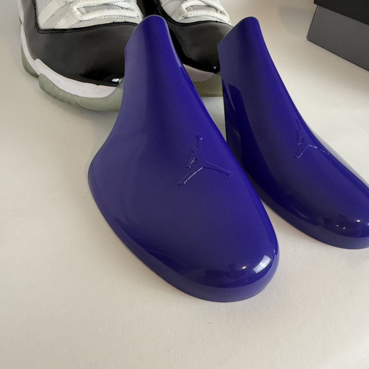 Jordan Brand × Nike Size 10.5-Jordan 11 Concord 2018-LIGHTLY WORN Size US 10.5 / EU 43-44 - 15 Thumbnail