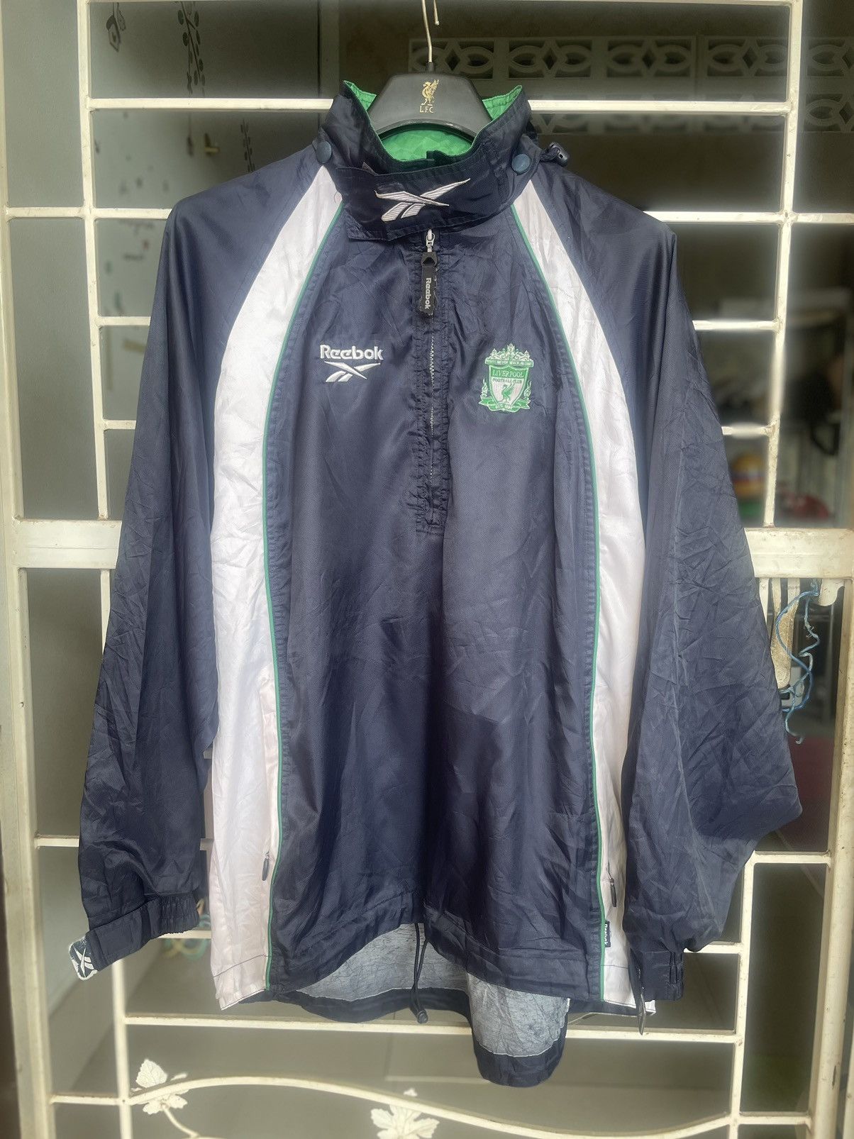 Rains × Vintage Liverpool training Drill top 1999/2000 Size US M / EU 48-50 / 2 - 1 Thumbnail