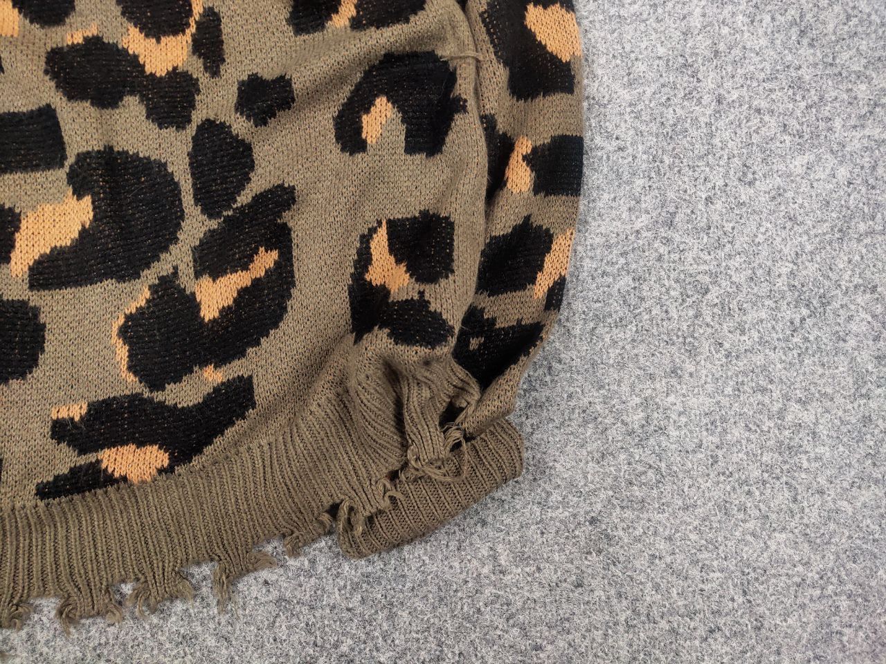 Hysteric Glamour Vtg Japan Leopard Hysteric Glamour Style Distressed Sweater Size US M / EU 48-50 / 2 - 6 Thumbnail